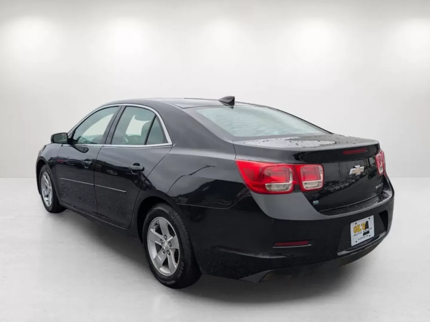2015 Black Granite Metallic /Jet Black/Titanium Chevrolet Malibu LS (1G11B5SL8FF) with an Other engine, located at 1430 Gateway Drive, Opelika, AL, 36801, (334) 239-0944, 32.637871, -85.409790 - 2015 Chevrolet Malibu LS - Photo#6