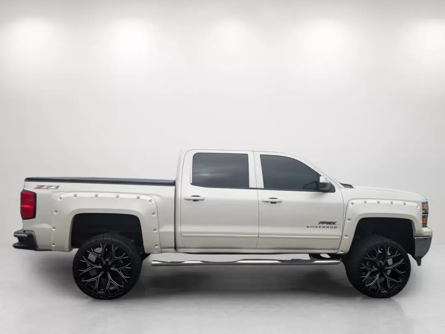 2015 /Cocoa/Dune Chevrolet Silverado 1500 LT (3GCUKRECXFG) with an Other engine, located at 1430 Gateway Drive, Opelika, AL, 36801, (334) 239-0944, 32.637871, -85.409790 - 2015 Chevrolet Silverado 1500 LT - Photo#3