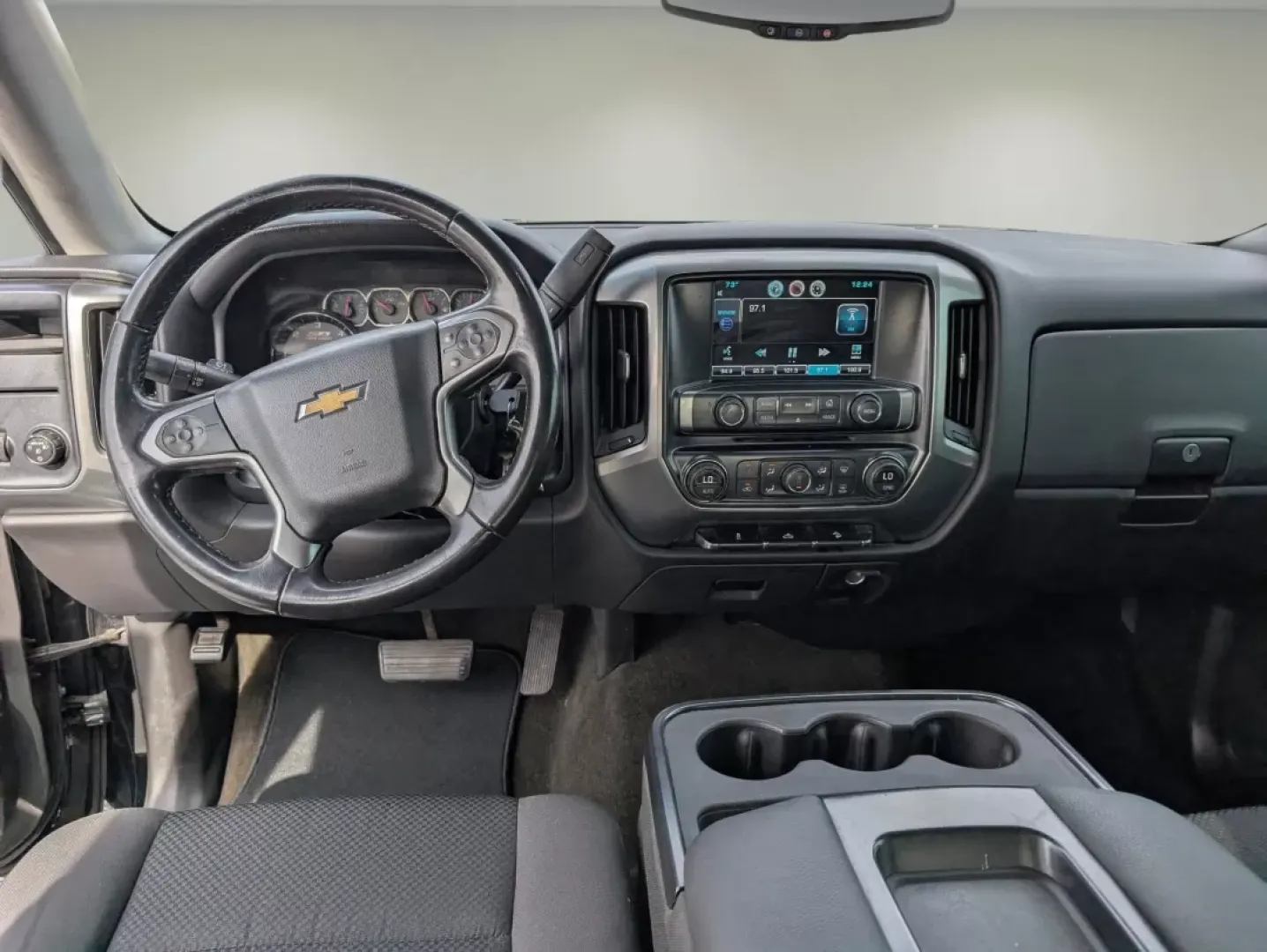 2015 /Jet Black Chevrolet Silverado 1500 LT (1GCRCREC5FZ) with an Other engine, located at 5115 14th Ave., Columbus, GA, 31904, (706) 323-0345, 32.511494, -84.971046 - **Unleash Your Adventures with the 2015 Chevrolet Silverado 1500 LT Perfect for Work and Play!**<br /> <br /> Are you ready to elevate your daily drives or weekend getaways? The 2015 Chevrolet Silverado 1500 LT is the ultimate extended cab pickup that blends rugged capability with sophisticated com - Photo#13