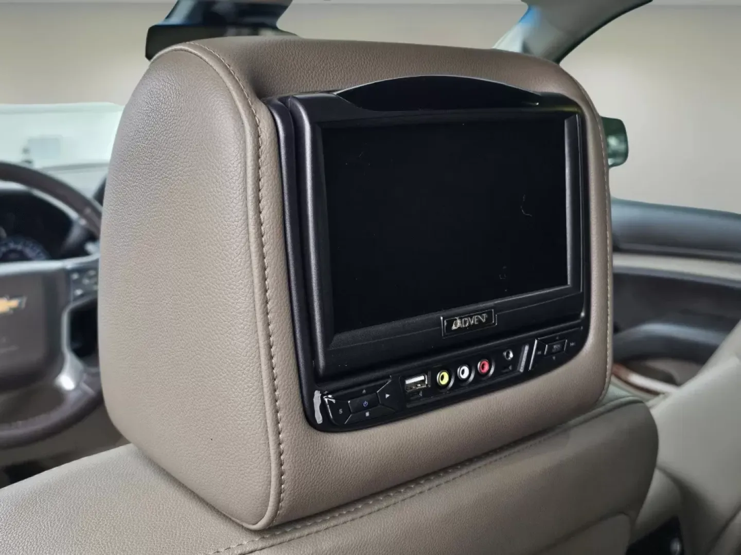 2015 /Cocoa/Dune Chevrolet Suburban LTZ (1GNSCKKC5FR) with an Other engine, located at 1430 Gateway Drive, Opelika, AL, 36801, (334) 239-0944, 32.637871, -85.409790 - Are you ready to elevate your family adventures or daily commutes with a vehicle that combines luxury, space, and reliability? Look no further than this stunning 2015 Chevrolet Suburban LTZ, available now at Gils Auto in Phenix City, AL. This spacious SUV is perfect for growing families, weekend war - Photo#15