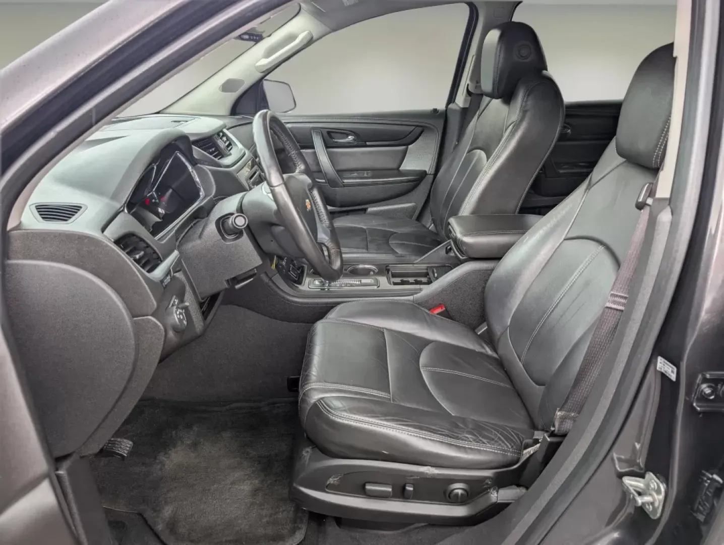 2015 /Ebony Chevrolet Traverse LT (1GNKRHKD9FJ) with an Other engine, located at 521 Old Farm Lane Rd, Prattville, AL, 36066, (334) 325-1505, 32.482460, -86.416367 - **Discover Adventure with the 2015 Chevrolet Traverse LT Your Perfect Family SUV!**<br /> <br /> Are you ready to elevate your family adventures? The 2015 Chevrolet Traverse LT is designed to take your family outings, weekend getaways, and daily commutes to an entirely new level. With spacious seat - Photo#9