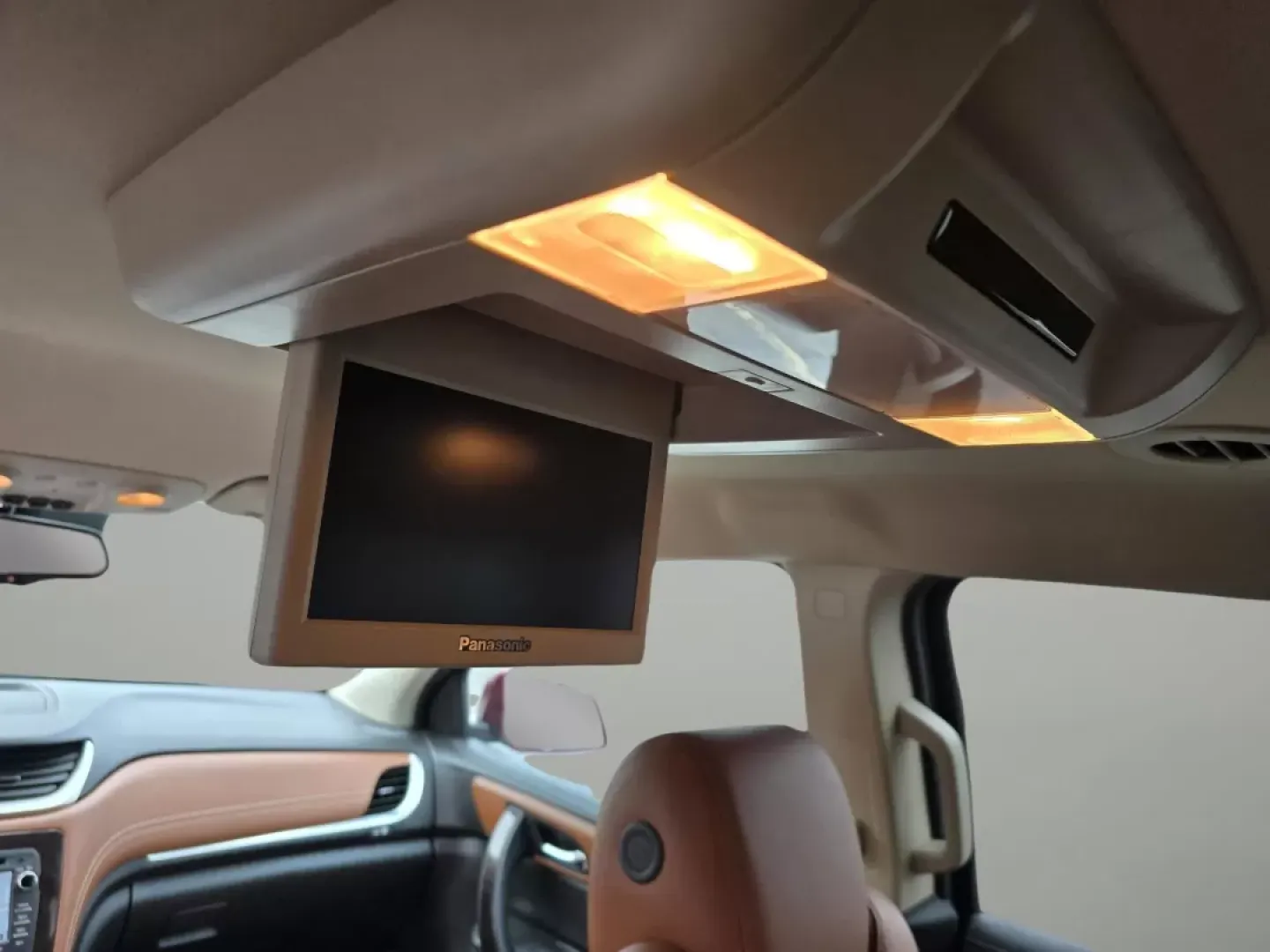 2015 /Ebony/Saddle Up Chevrolet Traverse LTZ (1GNKVJKD1FJ) with an Other engine, located at 1430 Gateway Drive, Opelika, AL, 36801, (334) 239-0944, 32.637871, -85.409790 - **Adventure Awaits with the 2015 Chevrolet Traverse LTZ Perfect for Growing Families!**<br /> <br /> Are you a family on the go, seeking a reliable and spacious SUV that effortlessly balances style with functionality? Look no further than the stunning 2015 Chevrolet Traverse LTZ, available now at G - Photo#16