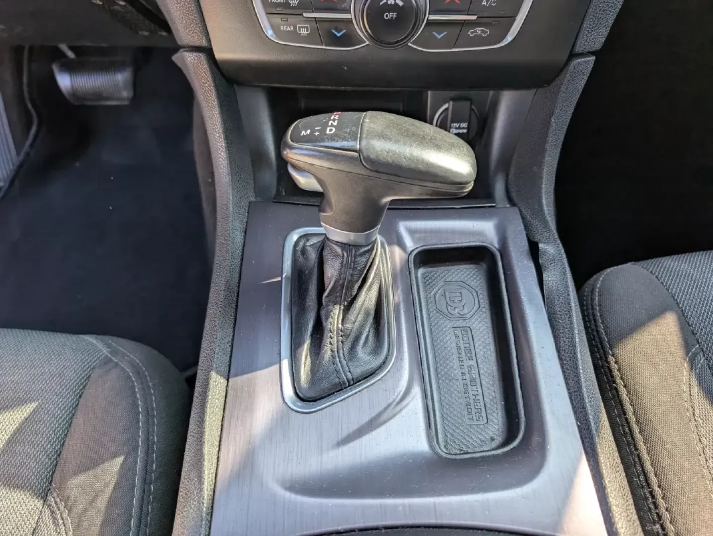 2015 /Black Dodge Charger SE (2C3CDXBG1FH) with an Other engine, located at 3959 U.S. 80 W, Phenix City, AL, 36870, (334) 297-4885, 32.469296, -85.135185 - **Unleash Your Drive with the 2015 Dodge Charger SE - Perfect for Every Journey!**<br /> <br /> Are you looking for a vehicle that makes every drive an adventure? Look no further than this striking 2015 Dodge Charger SE, available now at Gils Auto in Phenix City, AL! Whether you're commuting to work - Photo#13