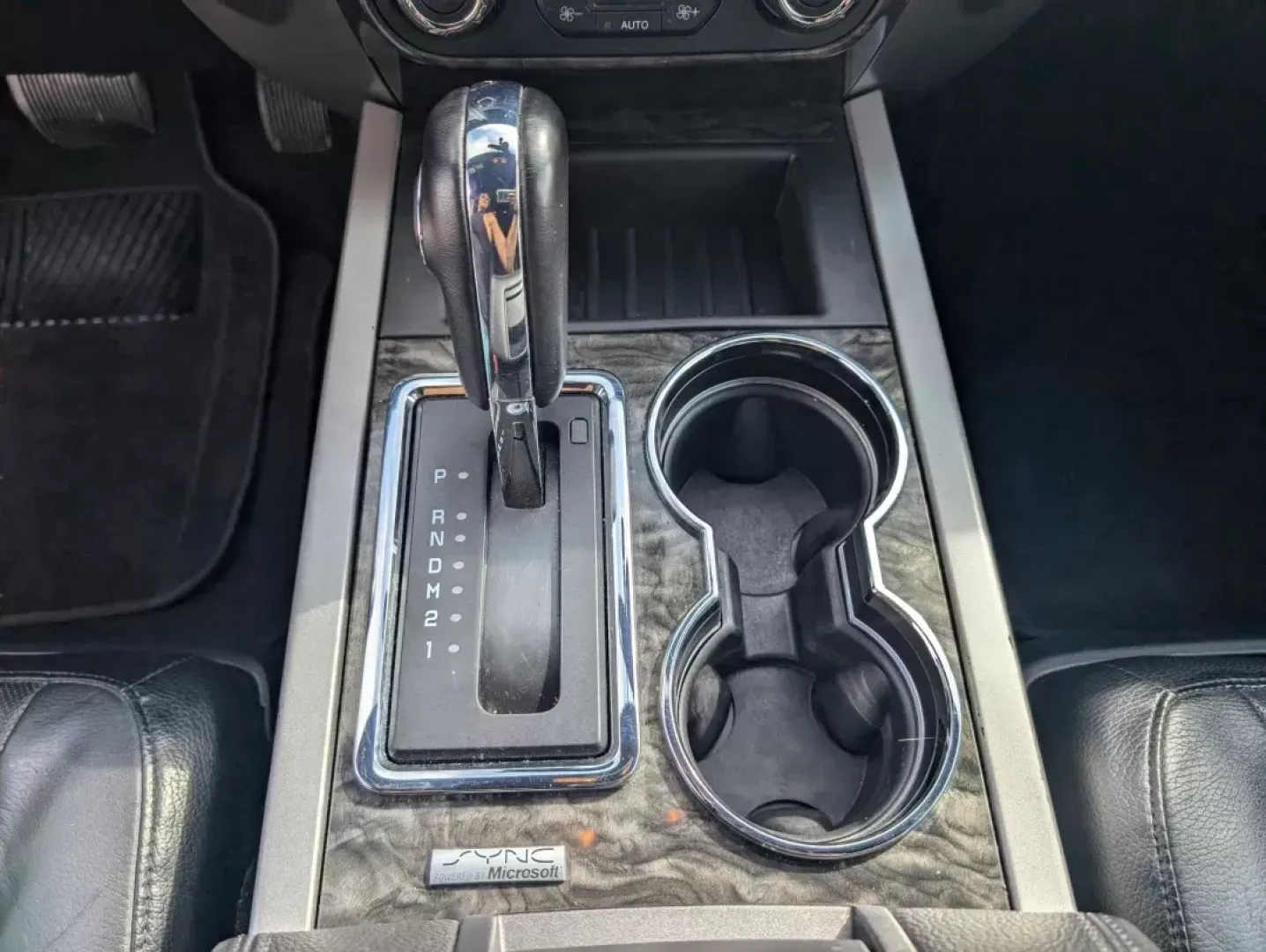 2015 Ford Expedition Limited (1FMJU1KTXFE) with an Twin Turbo Regular Unleaded V-6 3.5 L/213 engine, 6-Speed Automatic w/OD transmission, located at 3959 U.S. 80 W, Phenix City, AL, 36870, (334) 297-4885, 32.469296, -85.135185 - **Unleash Your Adventure with the 2015 Ford Expedition Limited!**<br /> <br /> Are you ready to elevate your family outings, weekend adventures, or daily commutes? The 2015 Ford Expedition Limited, available now at Gils Auto, is your perfect companion for a lifestyle that demands space, comfort, and - Photo#14