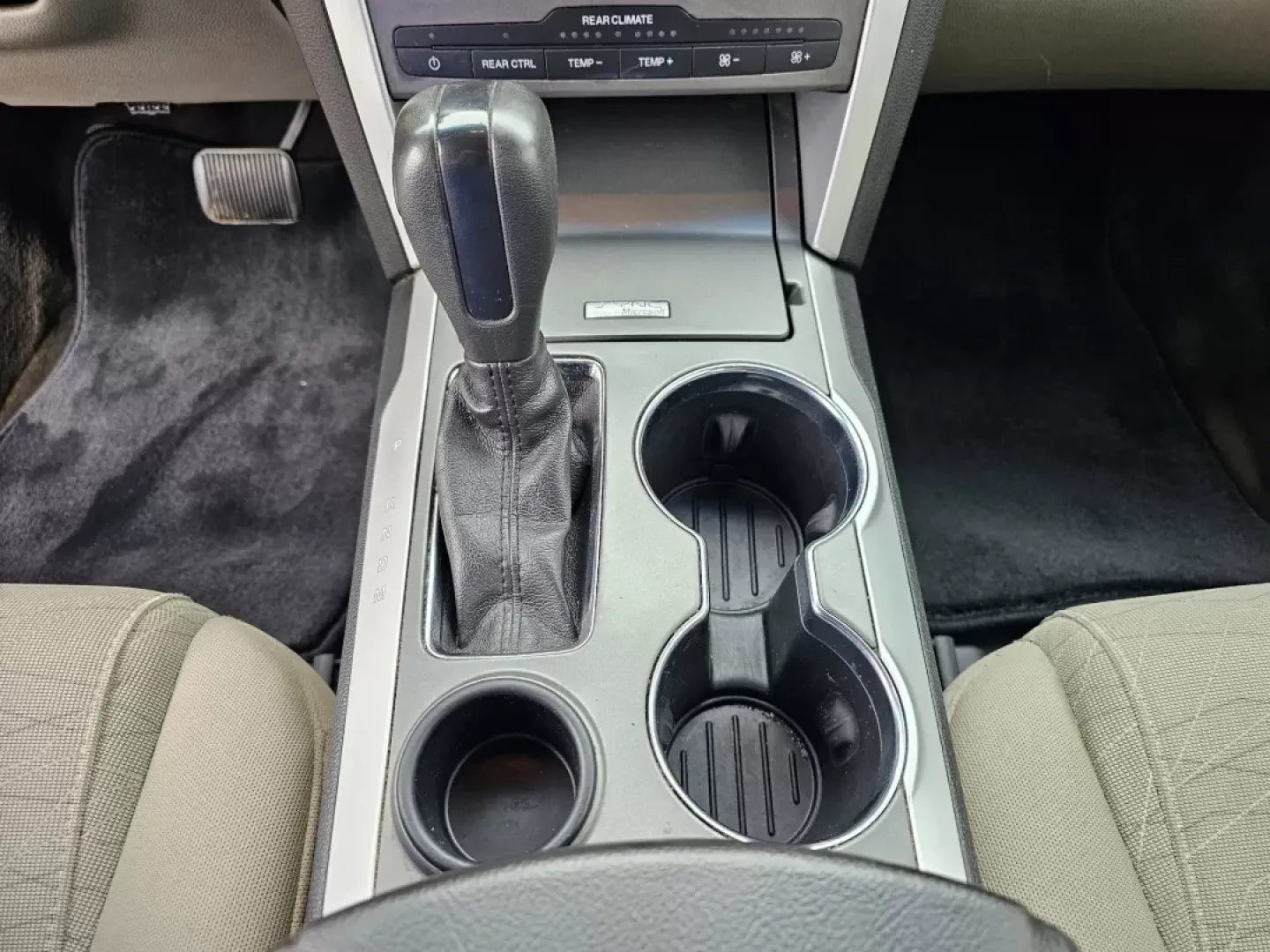 2015 Ford Explorer Base (1FM5K7B86FG) with an Other engine, located at 521 Old Farm Lane Rd, Prattville, AL, 36066, (334) 325-1505, 32.482460, -86.416367 - **Explore New Adventures with the 2015 Ford Explorer at Gils Auto in Phenix City, AL!**<br /> <br /> Prepare to elevate your lifestyle with the remarkable 2015 Ford Explorer, available now at Gils Auto, your trusted Buy Here Pay Here dealership located at 3959 U.S. 80 W, Phenix City, AL 36870. This - Photo#12