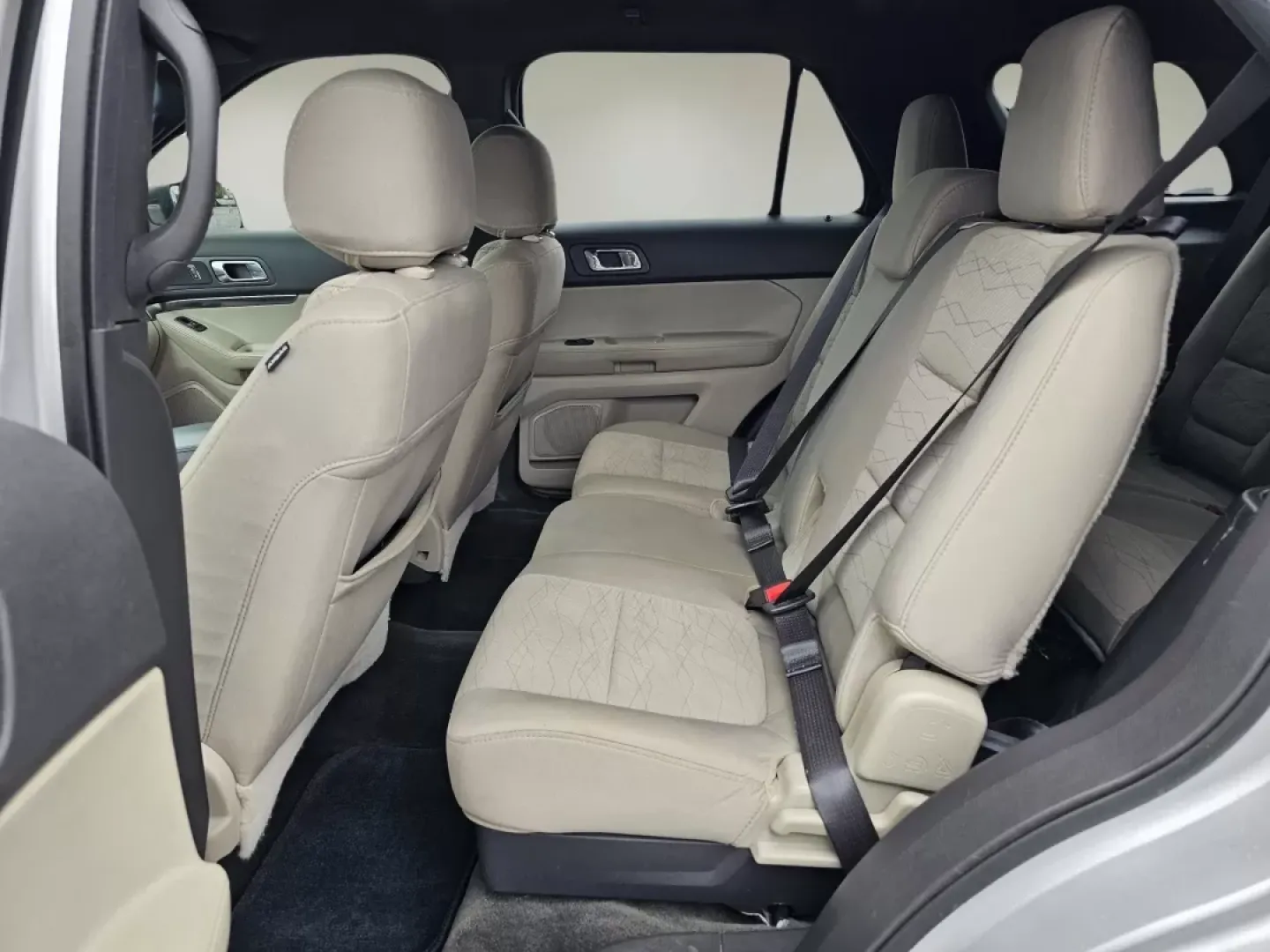 2015 Ford Explorer Base (1FM5K7B86FG) with an Other engine, located at 521 Old Farm Lane Rd, Prattville, AL, 36066, (334) 325-1505, 32.482460, -86.416367 - **Explore New Adventures with the 2015 Ford Explorer at Gils Auto in Phenix City, AL!**<br /> <br /> Prepare to elevate your lifestyle with the remarkable 2015 Ford Explorer, available now at Gils Auto, your trusted Buy Here Pay Here dealership located at 3959 U.S. 80 W, Phenix City, AL 36870. This - Photo#13