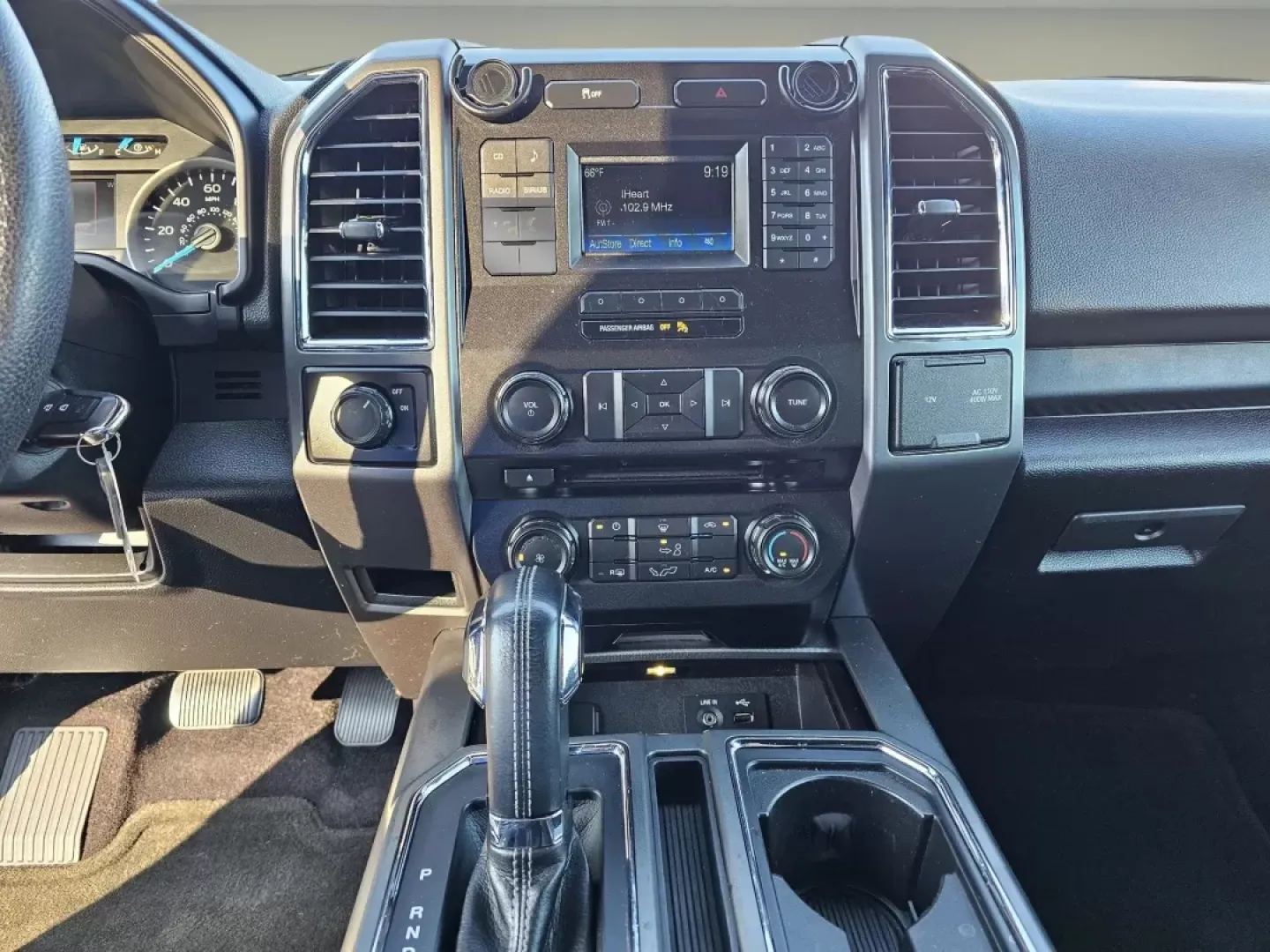 2015 Ford F-150 XLT (1FTEW1CF5FK) with an Other engine, located at 804 22nd Ave, Phenix City, AL, 36870, (334) 297-1860, 32.484749, -85.024475 - **Unleash Your Adventurous Spirit with the 2015 Ford F-150!** <br /> <br /> Are you searching for a reliable vehicle that perfectly balances work and play? The 2015 Ford F-150 Crew Cab Pickup, available at Gils Auto in Phenix City, AL, is designed to meet your needs and fuel your lifestyle. Whether - Photo#13