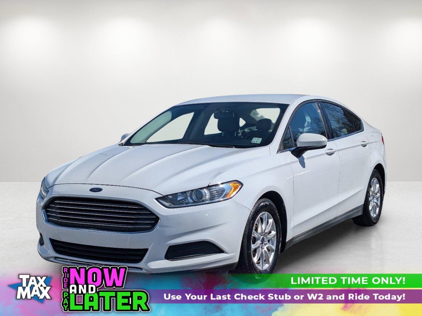 2015 Ford Fusion S (1FA6P0G71F5) with an Regular Unleaded I-4 2.5 L/152 engine, 6-Speed Automatic w/OD transmission, located at 1430 Gateway Drive, Opelika, AL, 36801, (334) 239-0944, 32.637871, -85.409790 - 2015 Ford Fusion S - Photo#0