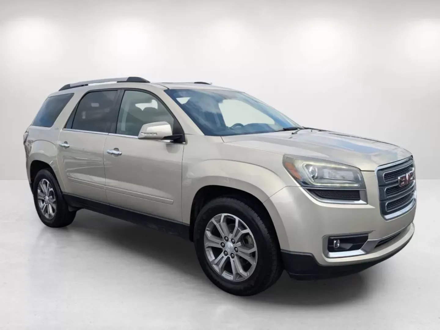 2015 /Ebony GMC Acadia SLT (1GKKRRKDXFJ) with an Other engine, located at 3959 U.S. 80 W, Phenix City, AL, 36870, (334) 297-4885, 32.469296, -85.135185 - **Elevate Your Family Adventures with This 2015 GMC Acadia SLT!**<br /> <br /> Are you tired of cramped car rides on family road trips? Do you need a vehicle that not only fits your growing family but also comes loaded with features for entertainment and comfort? Look no further! Gils Auto in Phenix - Photo#3