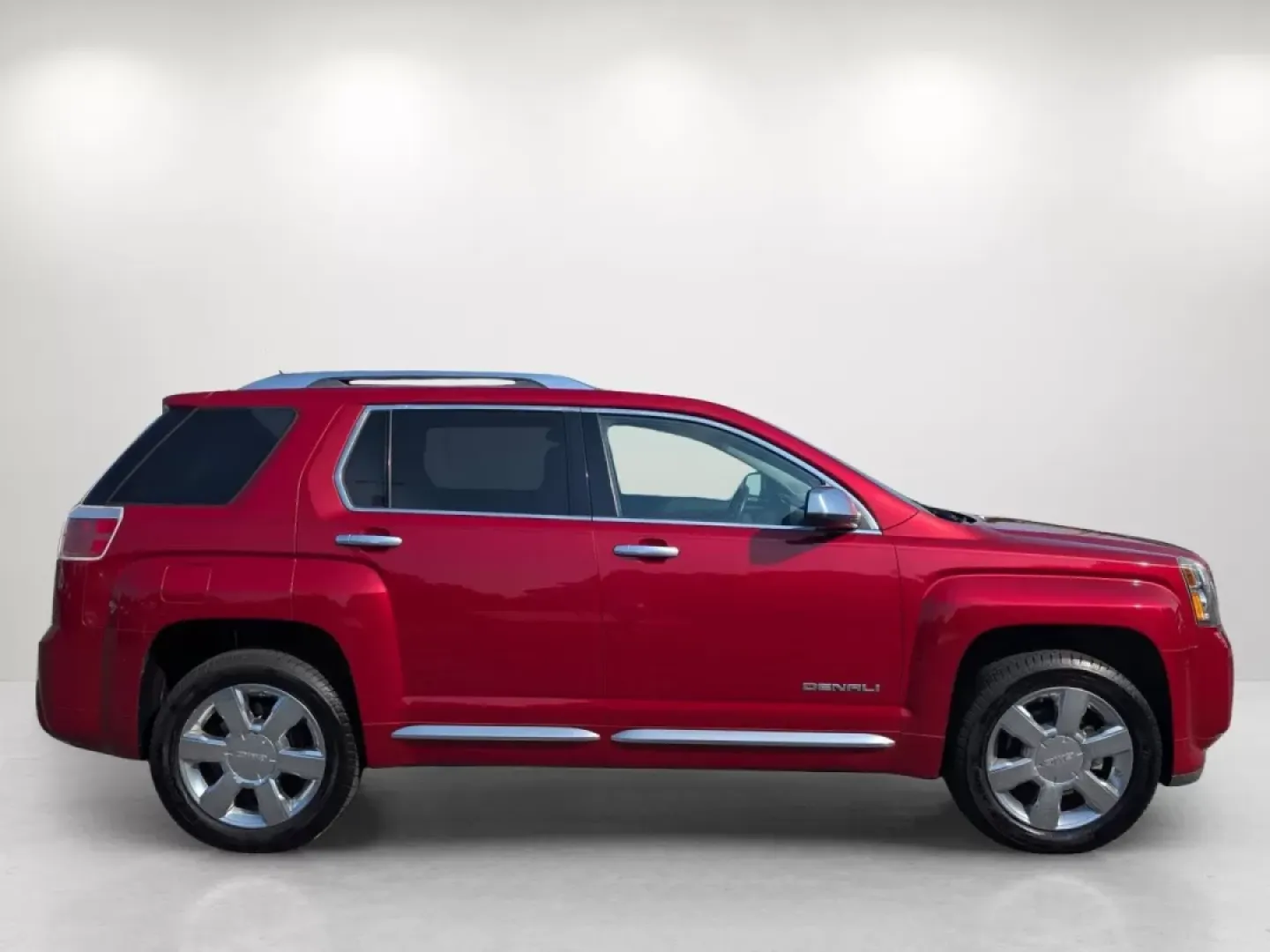 2015 /Jet Black GMC Terrain Denali (2GKFLZE30F6) with an Other engine, located at 3959 U.S. 80 W, Phenix City, AL, 36870, (334) 297-4885, 32.469296, -85.135185 - **Adventure Awaits with the 2015 GMC Terrain Denali at Gils Auto!**<br /> <br /> Are you ready to elevate your driving experience? Whether you're a growing family in need of a spacious and comfortable SUV, a commuter looking for a reliable vehicle, or an adventurer ready to hit the open road, the 20 - Photo#3