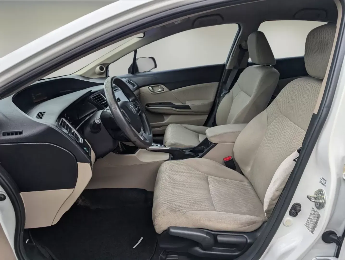 2015 Honda Civic Sedan SE (19XFB2F74FE) with an Other engine, located at 3959 U.S. 80 W, Phenix City, AL, 36870, (334) 297-4885, 32.469296, -85.135185 - **Discover the Freedom of the Open Road with the 2015 Honda Civic Sedan SE**<br /> <br /> Experience the joy of driving a reliable and efficient vehicle that suits all your lifestyle needs. Whether you're commuting to work, shuttling kids to soccer practice, or embarking on weekend adventures, the 2 - Photo#9