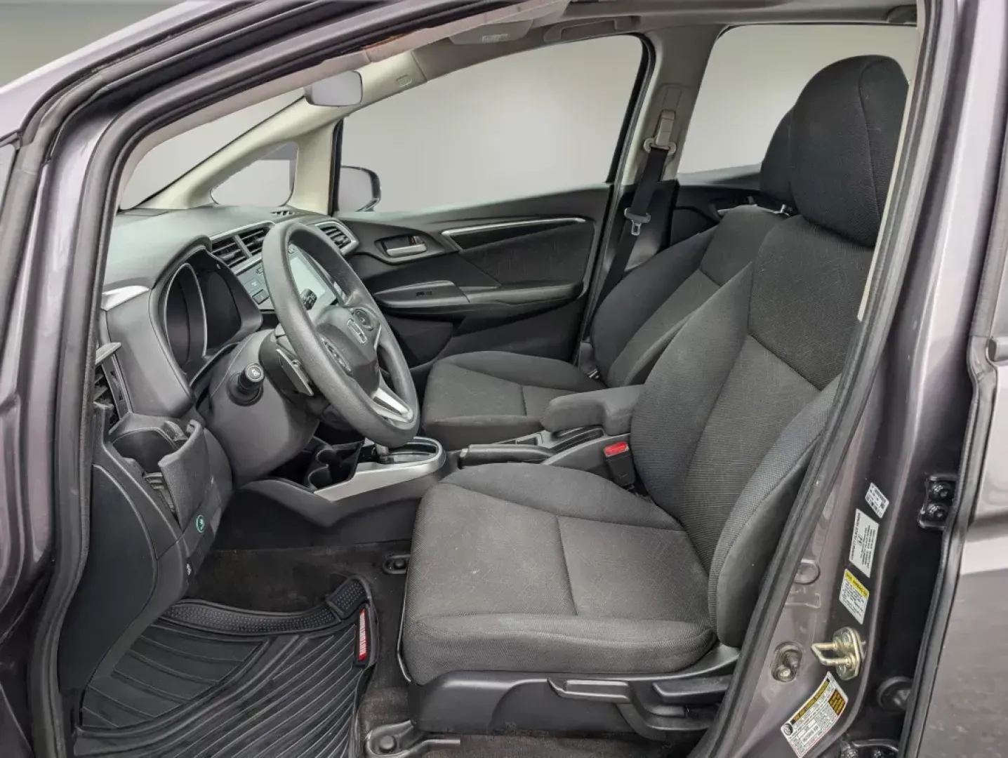 2015 Honda Fit (3HGGK5H85FM) with an Regular Unleaded I-4 1.5 L/91 engine, 1-Speed CVT w/OD transmission, located at 521 Old Farm Lane Rd, Prattville, AL, 36066, (334) 325-1505, 32.482460, -86.416367 - ### Discover Your Next Adventure with the 2015 Honda Fit at Gils Auto - Prattville!<br /> <br /> Are you ready to elevate your daily commute, family outing, or weekend adventure? Look no further! The 2015 Honda Fit is the perfect hatchback that seamlessly blends practicality with fun. Whether you're - Photo#9