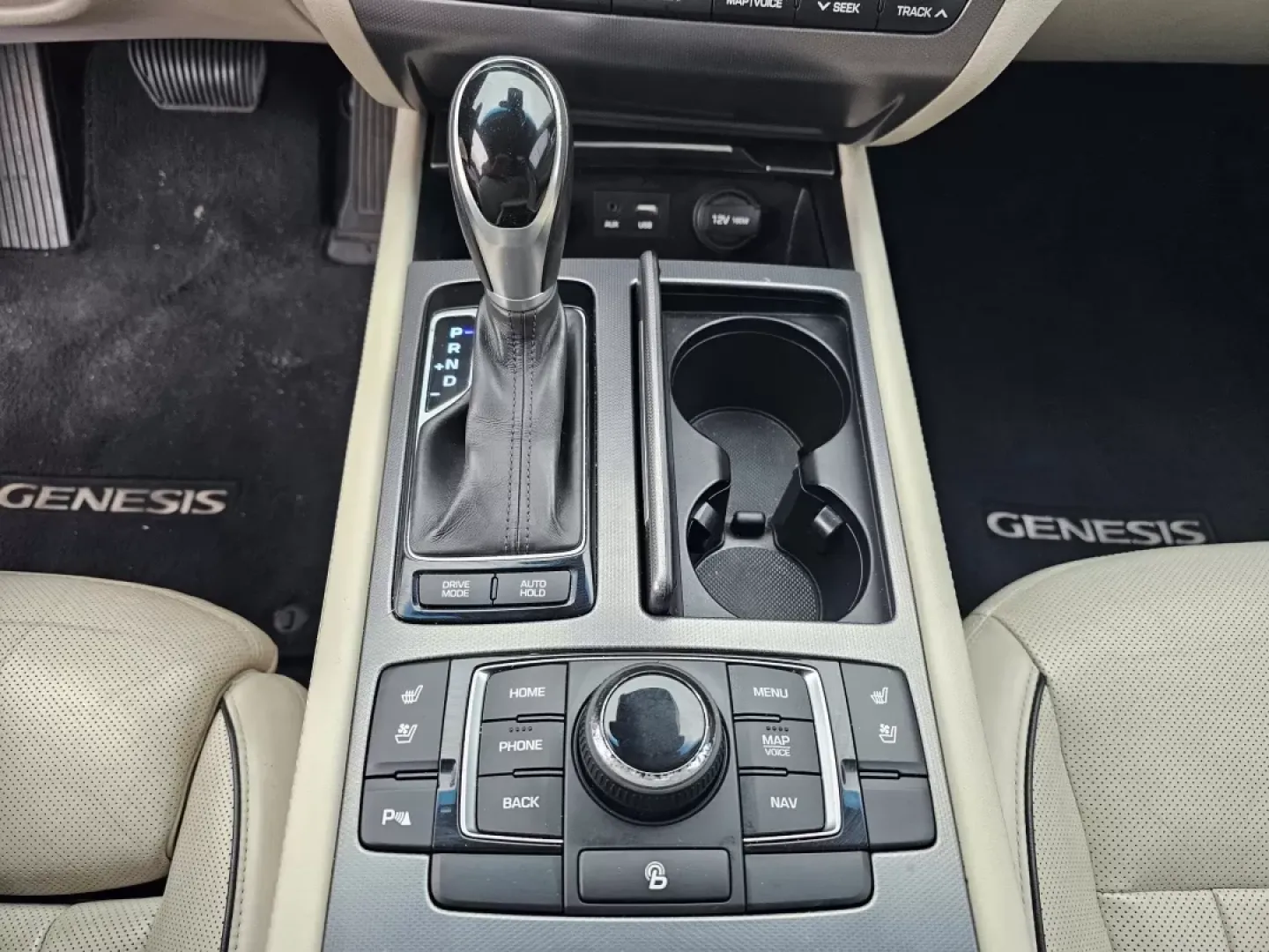 2015 /Ivory Hyundai Genesis 3.8L (KMHGN4JE8FU) with an Other engine, located at 3959 U.S. 80 W, Phenix City, AL, 36870, (334) 297-4885, 32.469296, -85.135185 - Embrace luxury and performance with this stunning 2015 Hyundai Genesis 3.8L, perfect for those seeking an elevated driving experience. Imagine cruising through the vibrant streets of Phenix City, AL, whether you're commuting to work, picking up the kids, or heading out for a weekend adventure. This - Photo#13