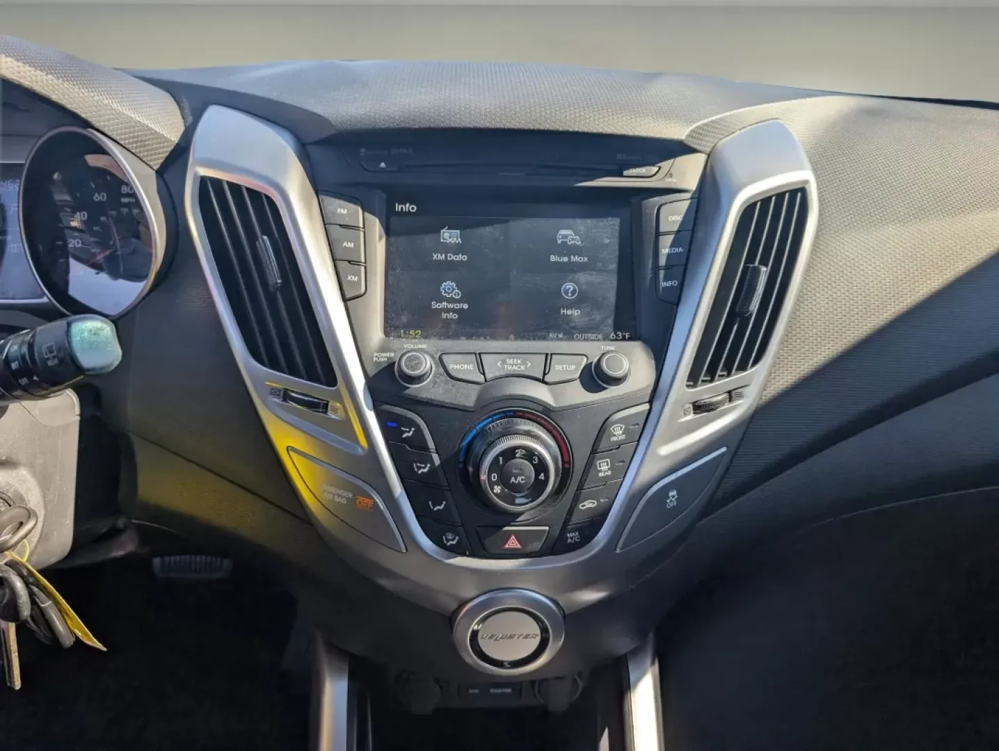 2015 /Black Hyundai Veloster (KMHTC6AD4FU) with an Other engine, located at 1430 Gateway Drive, Opelika, AL, 36801, (334) 239-0944, 32.637871, -85.409790 - Experience a dynamic lifestyle filled with excitement and adventure in this stunning 2015 Hyundai Veloster, now available at Gils Auto in Phenix City, AL! This sporty coupe is perfect for those who thrive on the thrill of the drive, whether you're navigating the bustling streets of downtown Phenix C - Photo#13