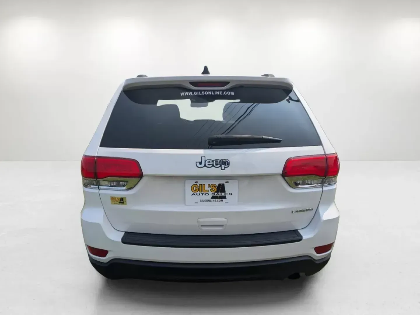 2015 /Lt Frost Beige/Black Jeep Grand Cherokee Laredo (1C4RJEAG2FC) with an Other engine, located at 521 Old Farm Lane Rd, Prattville, AL, 36066, (334) 325-1505, 32.482460, -86.416367 - **Explore New Horizons with the 2015 Jeep Grand Cherokee Laredo Perfect for Life's Adventures!**<br /> <br /> If you're searching for a vehicle that seamlessly blends comfort, capability, and style, look no further than the 2015 Jeep Grand Cherokee Laredo available at Gils Auto in Prattville, AL. T - Photo#5