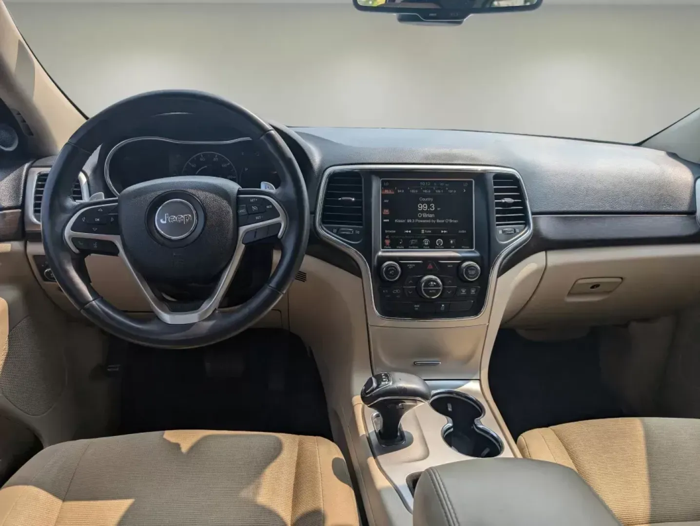 2015 /Lt Frost Beige/Black Jeep Grand Cherokee Laredo (1C4RJEAG2FC) with an Other engine, located at 521 Old Farm Lane Rd, Prattville, AL, 36066, (334) 325-1505, 32.482460, -86.416367 - **Explore New Horizons with the 2015 Jeep Grand Cherokee Laredo Perfect for Life's Adventures!**<br /> <br /> If you're searching for a vehicle that seamlessly blends comfort, capability, and style, look no further than the 2015 Jeep Grand Cherokee Laredo available at Gils Auto in Prattville, AL. T - Photo#11