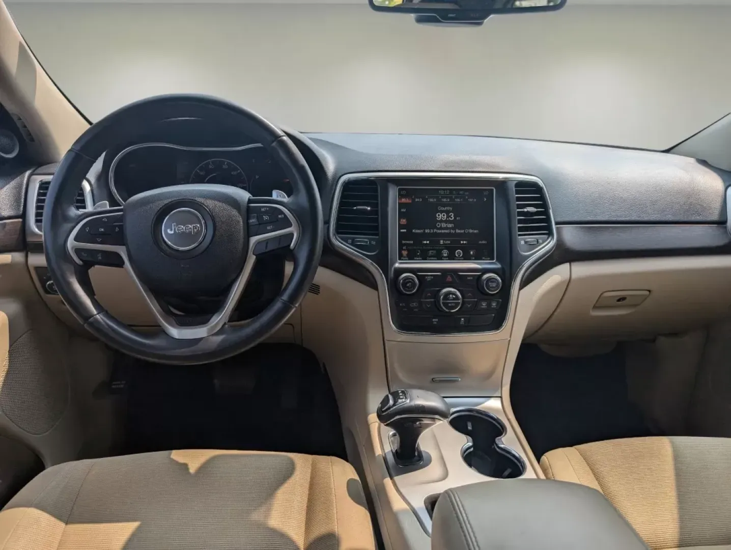 2015 /Lt Frost Beige/Black Jeep Grand Cherokee Laredo (1C4RJEAG2FC) with an Other engine, located at 1430 Gateway Drive, Opelika, AL, 36801, (334) 239-0944, 32.637871, -85.409790 - **Explore New Horizons with the 2015 Jeep Grand Cherokee Laredo Perfect for Life's Adventures!**<br /> <br /> If you're searching for a vehicle that seamlessly blends comfort, capability, and style, look no further than the 2015 Jeep Grand Cherokee Laredo available at Gils Auto in Prattville, AL. T - Photo#11