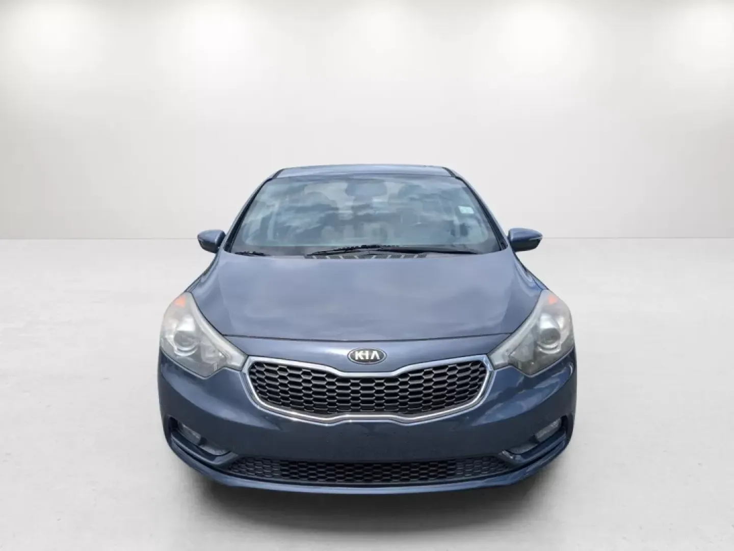 2015 /Gray Kia Forte EX (KNAFZ4A80F5) with an Other engine, located at 7000 Northlake Connector, Columbus, GA, 31904, (706) 987-8085, 32.524975, -84.978134 - Experience the open road like never before with this stylish and feature-rich 2015 Kia Forte EX, perfect for those seeking a reliable and efficient sedan for both daily commutes and weekend getaways. At Gils Auto - Columbus, your trusted Buy Here Pay Here dealership located at 5115 14th Ave., Columb - Photo#1