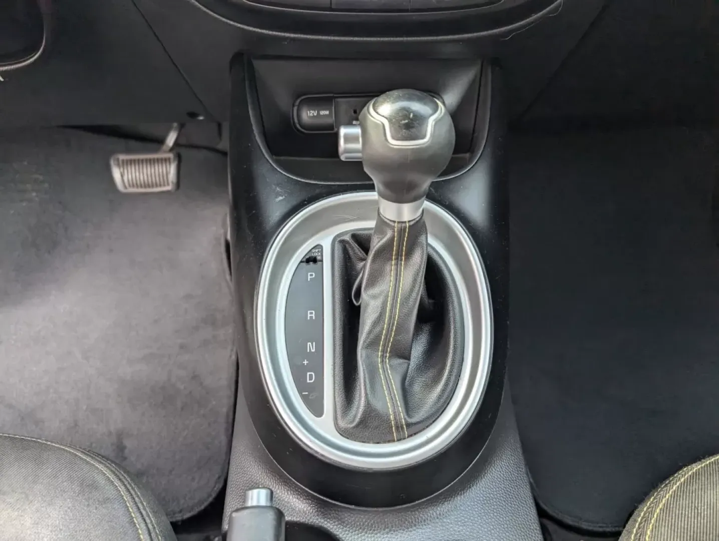 2015 /Black Kia Soul + (KNDJP3A59F7) with an Other engine, located at 1430 Gateway Drive, Opelika, AL, 36801, (334) 239-0944, 32.637871, -85.409790 - ### Discover Your Next Adventure with the 2015 Kia Soul at Gils Auto - Opelika!<br /> <br /> Are you ready to elevate your driving experience? Whether you're a growing family in search of a versatile vehicle or a young professional commuting to work, the 2015 Kia Soul is designed to meet your lifest - Photo#12