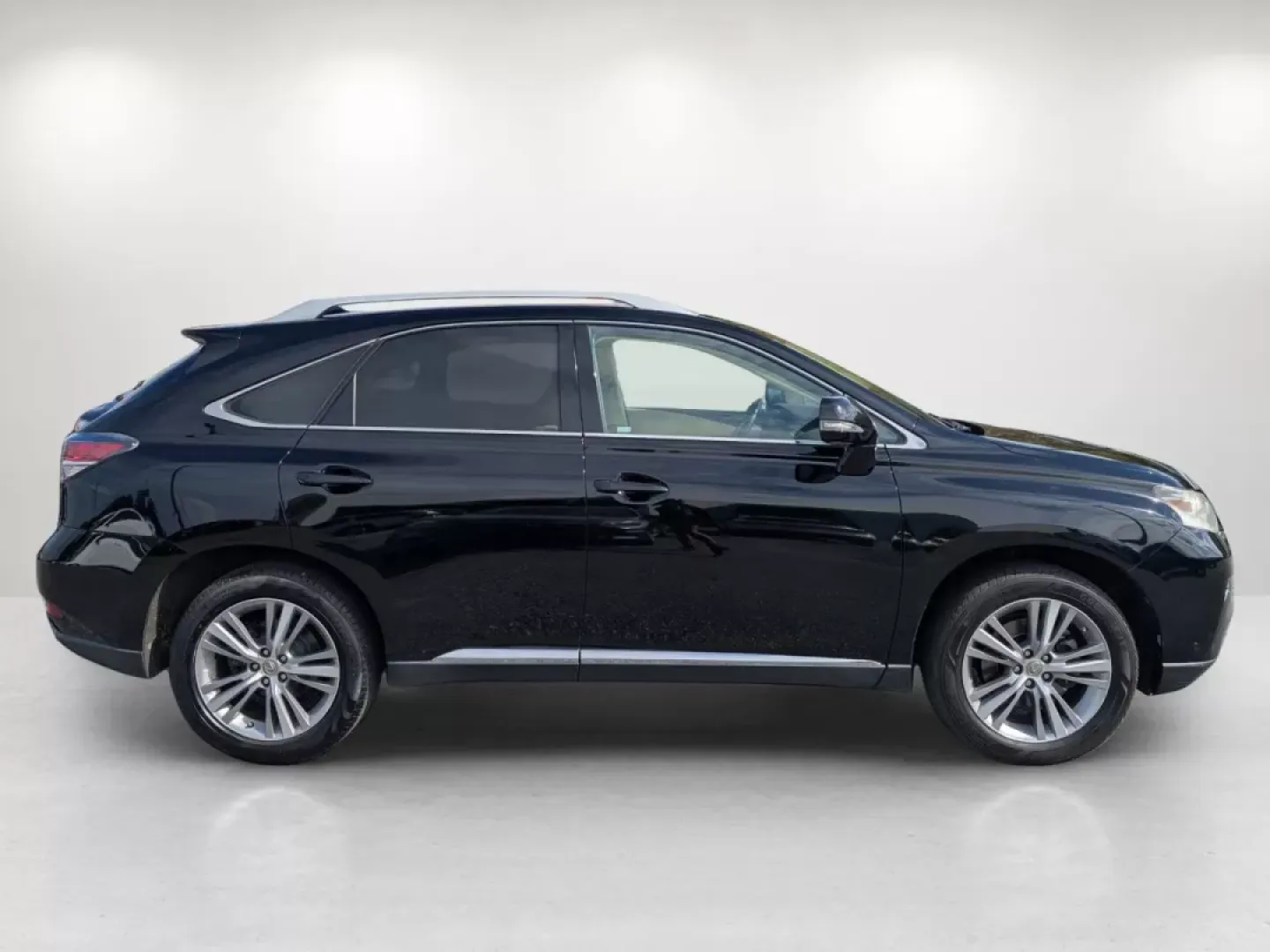2015 Lexus RX 350 (2T2ZK1BA7FC) with an Other engine, located at 804 22nd Ave, Phenix City, AL, 36870, (334) 297-1860, 32.484749, -85.024475 - Are you ready to elevate your driving experience while navigating the beautiful landscapes of Phenix City, AL? Whether you're commuting to work, running errands, or taking weekend road trips, the 2015 Lexus RX 350 is an elegant, reliable, and spacious SUV that caters to a variety of lifestyles. This - Photo#3