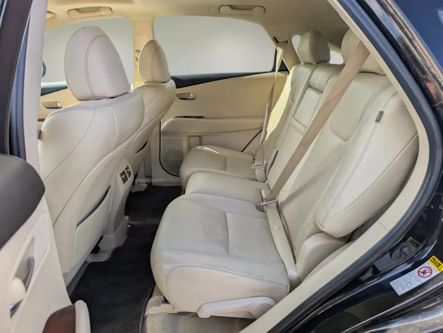 2015 Lexus RX 350 (2T2ZK1BA7FC) with an Other engine, located at 804 22nd Ave, Phenix City, AL, 36870, (334) 297-1860, 32.484749, -85.024475 - Are you ready to elevate your driving experience while navigating the beautiful landscapes of Phenix City, AL? Whether you're commuting to work, running errands, or taking weekend road trips, the 2015 Lexus RX 350 is an elegant, reliable, and spacious SUV that caters to a variety of lifestyles. This - Photo#10