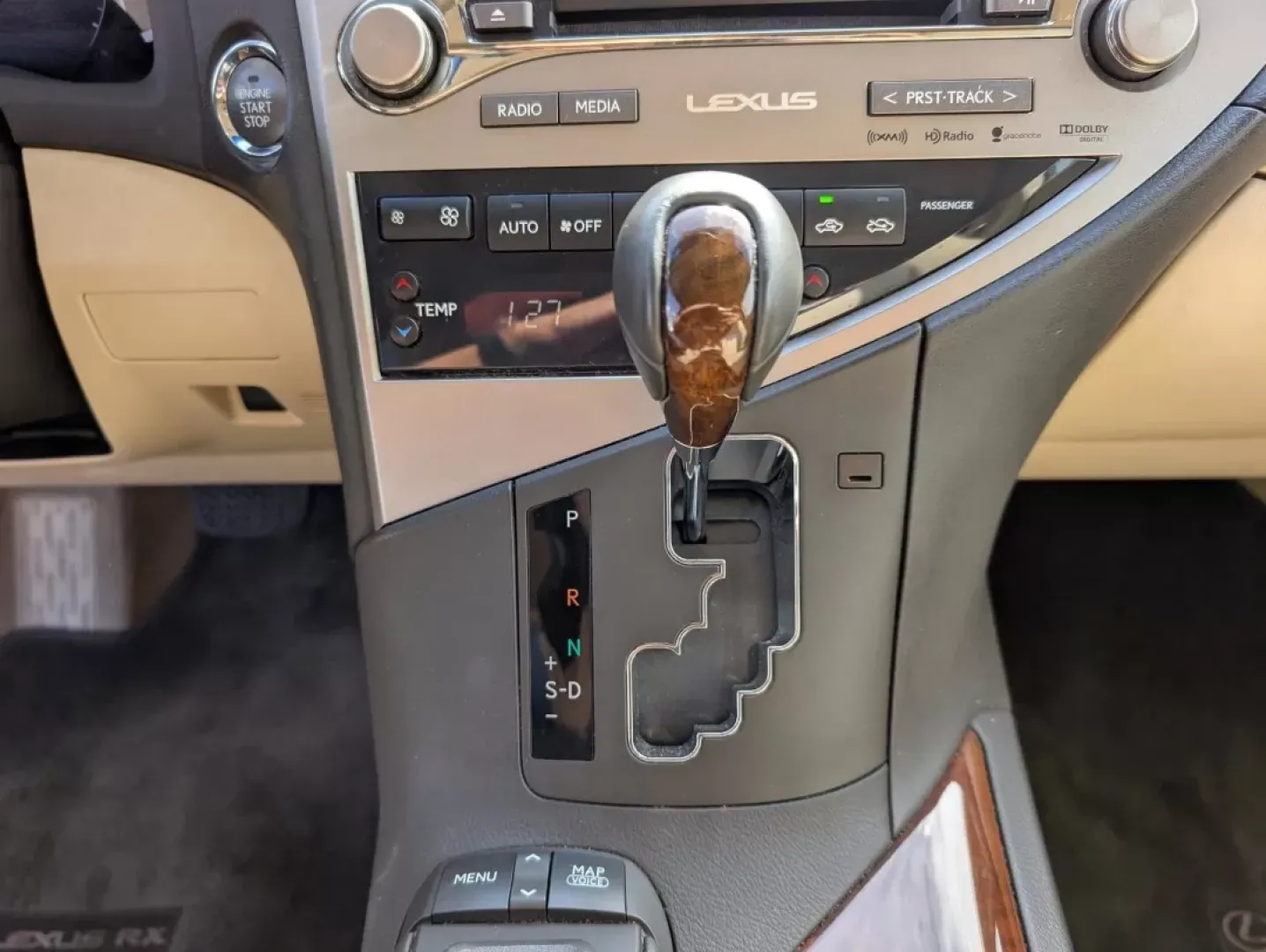 2015 Lexus RX 350 (2T2ZK1BA7FC) with an Other engine, located at 804 22nd Ave, Phenix City, AL, 36870, (334) 297-1860, 32.484749, -85.024475 - Are you ready to elevate your driving experience while navigating the beautiful landscapes of Phenix City, AL? Whether you're commuting to work, running errands, or taking weekend road trips, the 2015 Lexus RX 350 is an elegant, reliable, and spacious SUV that caters to a variety of lifestyles. This - Photo#13