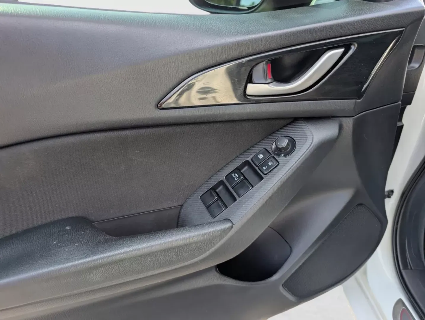 2015 /Black Mazda Mazda3 i Touring (JM1BM1V78F1) with an Other engine, located at 5115 14th Ave., Columbus, GA, 31904, (706) 323-0345, 32.511494, -84.971046 - **Experience the Road Like Never Before with the 2015 Mazda3 i Touring Perfect for Your Daily Adventures!**<br /> <br /> If you're in search of a versatile vehicle that seamlessly fits into your active lifestyle, look no further than this stunning 2015 Mazda3 i Touring, available now at Gils Auto i - Photo#8