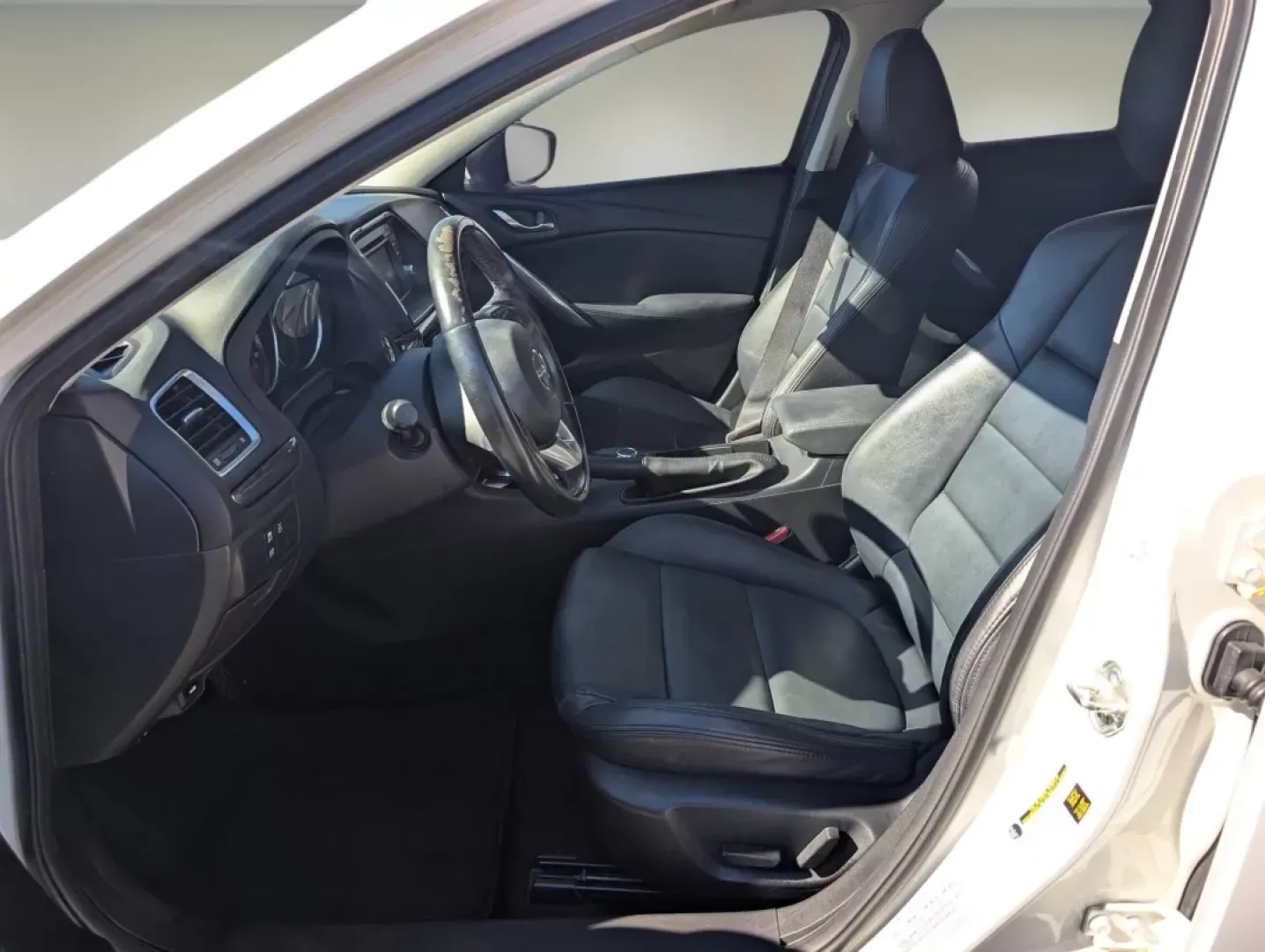 2015 /Black Mazda Mazda6 i Touring (JM1GJ1V63F1) with an Other engine, located at 1430 Gateway Drive, Opelika, AL, 36801, (334) 239-0944, 32.637871, -85.409790 - Experience the perfect blend of style, comfort, and performance with this stunning 2015 Mazda6 i Touring, available now at Gils Auto in Phenix City, AL. If you're seeking a reliable and sophisticated vehicle that fits seamlessly into your busy lifestyle-whether it's for your daily commute, family ou - Photo#9