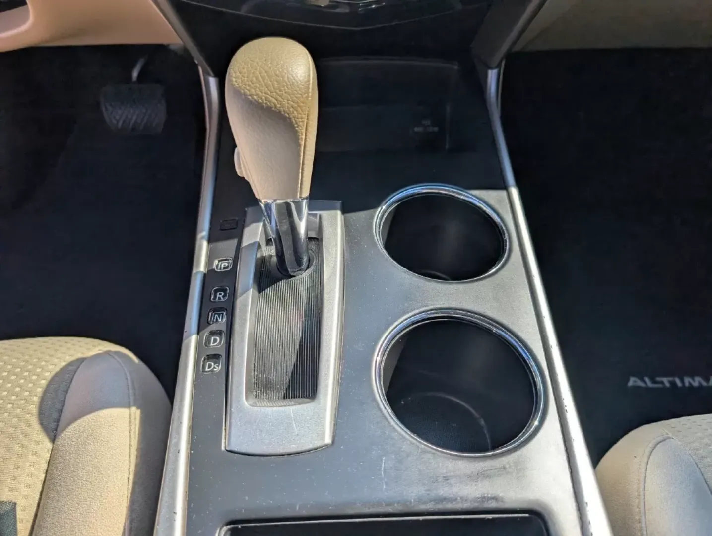 2015 /Beige Nissan Altima 2.5 S (1N4AL3AP1FC) with an Other engine, located at 3959 U.S. 80 W, Phenix City, AL, 36870, (334) 297-4885, 32.469296, -85.135185 - 2015 Nissan Altima 2.5 S - Photo#13