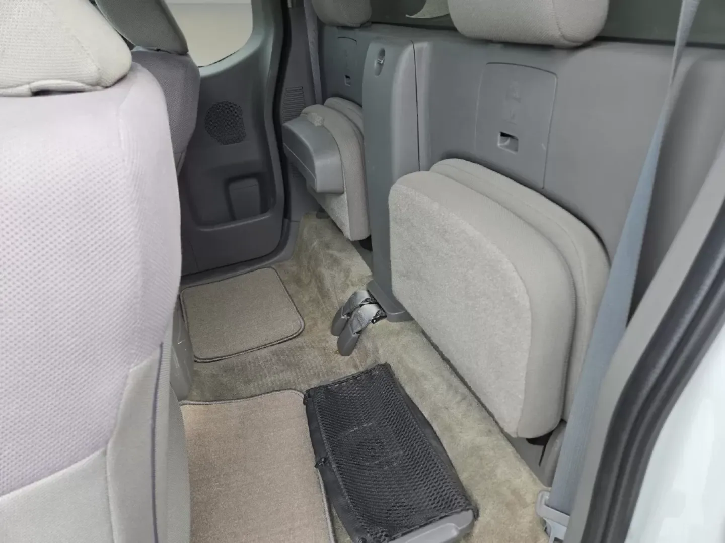 2015 /Steel Nissan Frontier S (1N6BD0CTXFN) with an Other engine, located at 1430 Gateway Drive, Opelika, AL, 36801, (334) 239-0944, 32.637871, -85.409790 - **Elevate Your Adventures with the 2015 Nissan Frontier at Gils Auto - Phenix City!** <br /> <br /> Are you searching for a reliable, rugged truck that effortlessly fits into your active lifestyle? Look no further than the 2015 Nissan Frontier, available now at Gils Auto in Phenix City, AL. Ideal fo - Photo#11