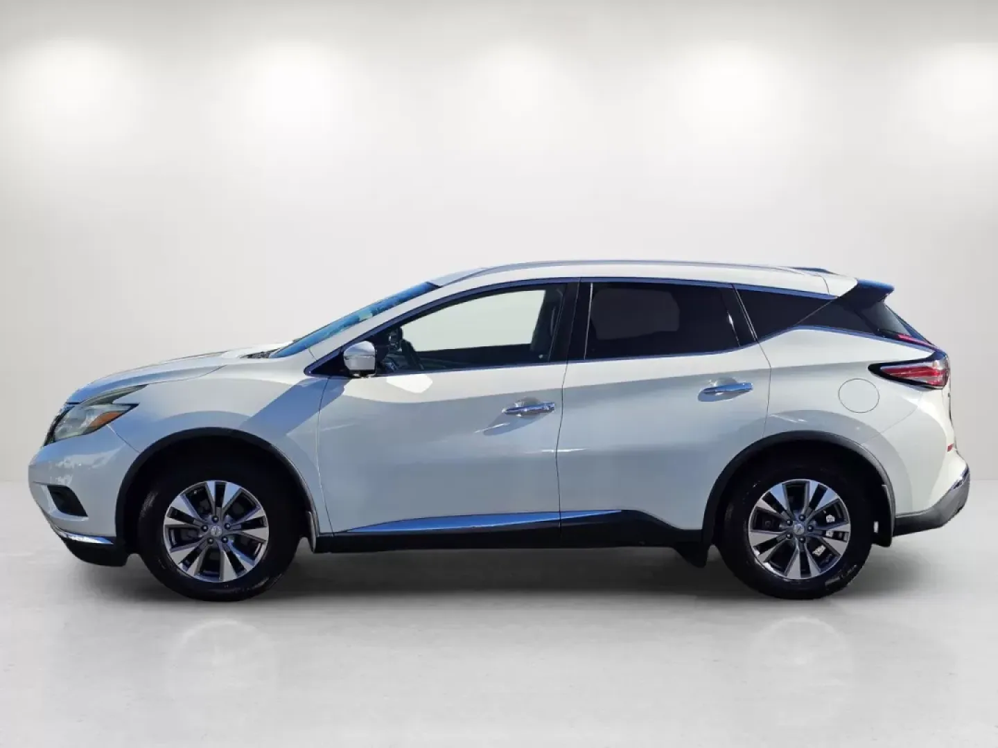 2015 /Black Nissan Murano SL (5N1AZ2MG2FN) with an Other engine, located at 804 22nd Ave, Phenix City, AL, 36870, (334) 297-1860, 32.484749, -85.024475 - **Elevate Your Lifestyle with the 2015 Nissan Murano SL at Gils Auto!** <br /> <br /> Are you ready to experience the perfect blend of comfort, style, and reliability? The 2015 Nissan Murano SL is here to elevate your daily commute, weekend getaways, or family adventures-all while ensuring you stay - Photo#7