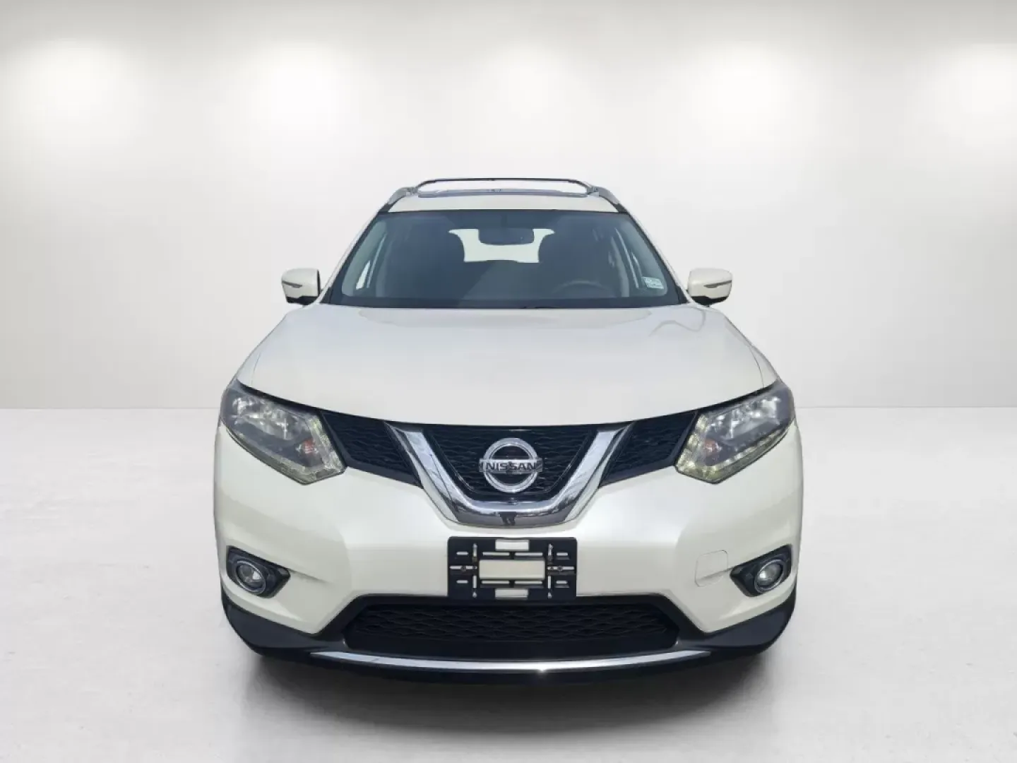 2015 /Charcoal Nissan Rogue SV (5N1AT2MT6FC) with an Other engine, located at 7000 Northlake Connector, Columbus, GA, 31904, (706) 987-8085, 32.524975, -84.978134 - **Discover Your Next Adventure with the 2015 Nissan Rogue SV at Gils Auto - Phenix City!**<br /> <br /> Are you ready to elevate your driving experience? The 2015 Nissan Rogue SV is not just a vehicle; it's your partner for adventure. Whether you're a growing family in need of a spacious SUV or a da - Photo#1