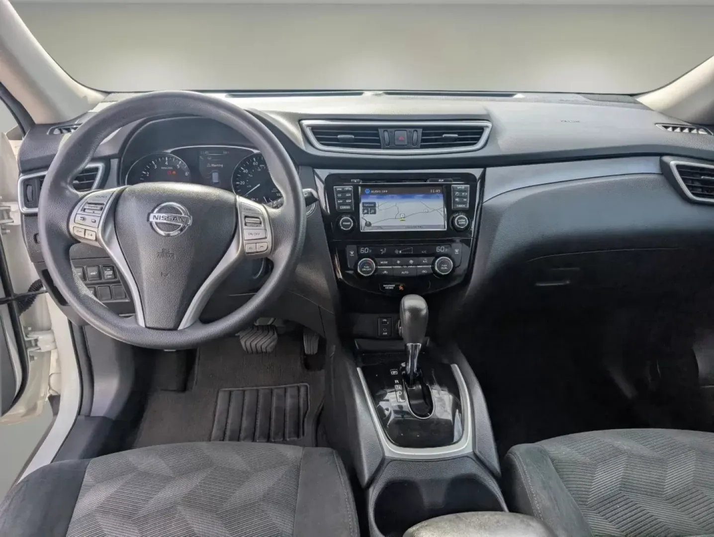 2015 /Charcoal Nissan Rogue SV (5N1AT2MT6FC) with an Other engine, located at 7000 Northlake Connector, Columbus, GA, 31904, (706) 987-8085, 32.524975, -84.978134 - **Discover Your Next Adventure with the 2015 Nissan Rogue SV at Gils Auto - Phenix City!**<br /> <br /> Are you ready to elevate your driving experience? The 2015 Nissan Rogue SV is not just a vehicle; it's your partner for adventure. Whether you're a growing family in need of a spacious SUV or a da - Photo#11