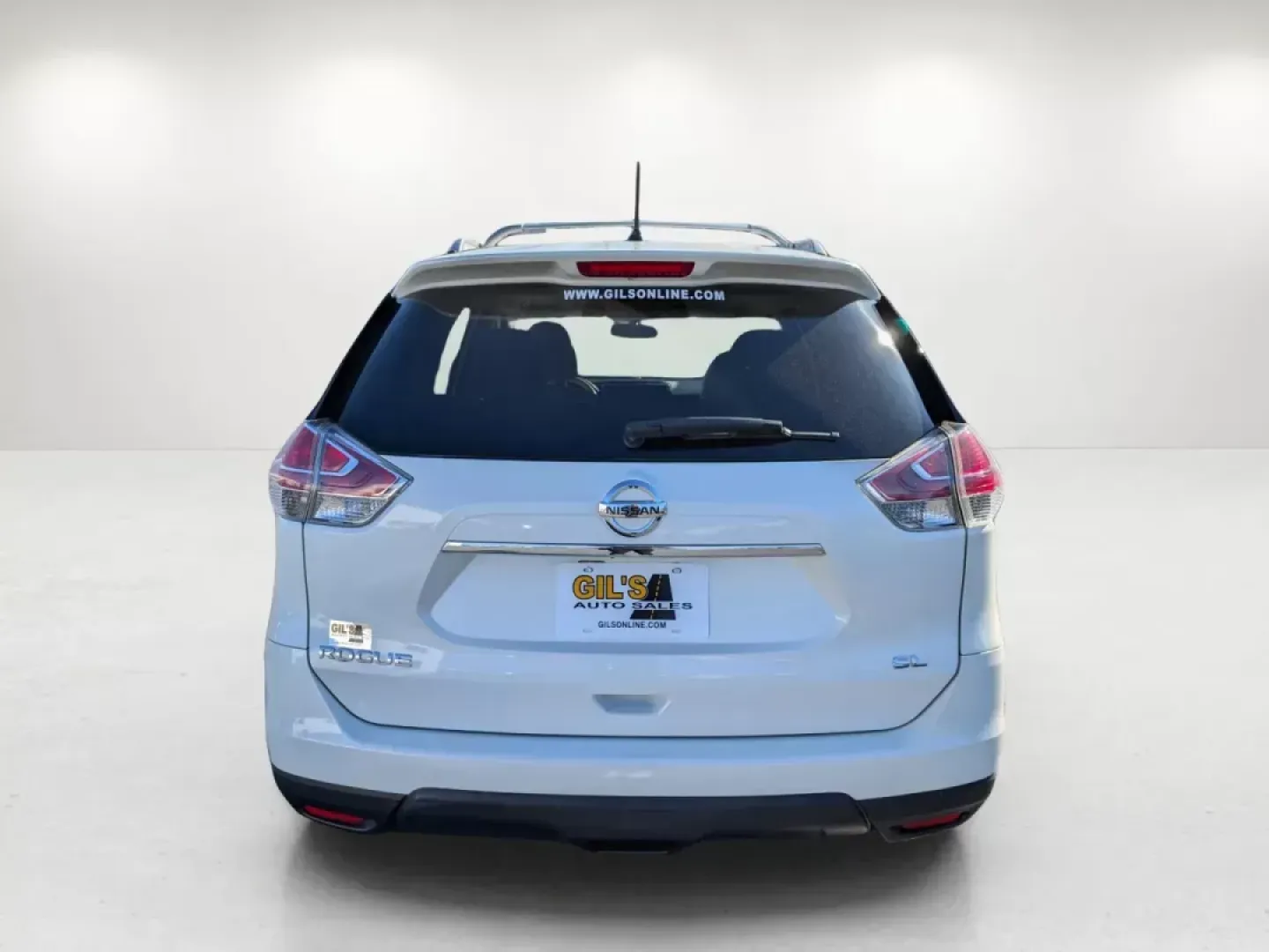 2015 /Almond Nissan Rogue SL (5N1AT2MT5FC) with an Regular Unleaded I-4 2.5 L/152 engine, 1-Speed CVT w/OD transmission, located at 1430 Gateway Drive, Opelika, AL, 36801, (334) 239-0944, 32.637871, -85.409790 - **Experience the Perfect Blend of Comfort and Versatility with the 2015 Nissan Rogue SL!**<br /> <br /> Are you in the market for a reliable SUV that perfectly balances family needs, daily commuting, and weekend adventures? Look no further than this stunning **2015 Nissan Rogue SL**, available now a - Photo#5