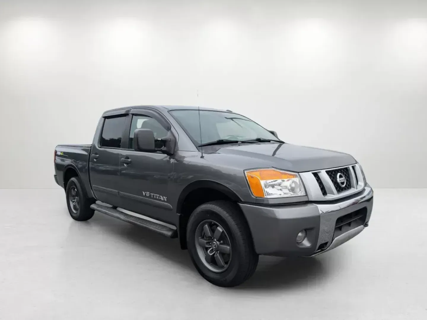 2015 /Charcoal II Nissan Titan PRO-4X (1N6BA0EC8FN) with an Other engine, located at 804 22nd Ave, Phenix City, AL, 36870, (334) 297-1860, 32.484749, -85.024475 - **Unleash Adventure with the 2015 Nissan Titan PRO-4X in Opelika, AL!**<br /> <br /> Are you searching for a powerful pickup truck that balances rugged capability with everyday comfort? Look no further! The 2015 Nissan Titan PRO-4X is the perfect vehicle for both weekend warriors and daily commuters - Photo#2