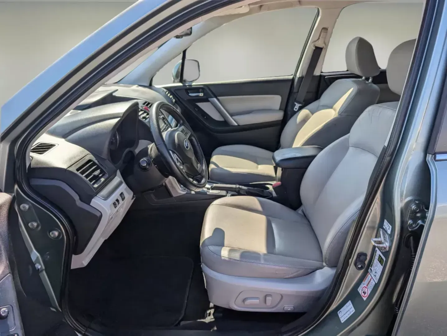 2015 /Gray Subaru Forester 2.5i Limited (JF2SJAHC5FH) with an Other engine, located at 1430 Gateway Drive, Opelika, AL, 36801, (334) 239-0944, 32.637871, -85.409790 - Discover the perfect blend of adventure and practicality with the 2015 Subaru Forester 2.5i Limited, available now at Gils Auto in Opelika, AL. Whether you're navigating busy city streets, embarking on family road trips, or tackling weekend getaways to nearby destinations like Chewacla State Park, t - Photo#9