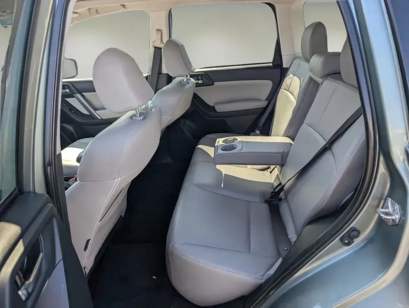 2015 /Gray Subaru Forester 2.5i Limited (JF2SJAHC5FH) with an Other engine, located at 1430 Gateway Drive, Opelika, AL, 36801, (334) 239-0944, 32.637871, -85.409790 - Discover the perfect blend of adventure and practicality with the 2015 Subaru Forester 2.5i Limited, available now at Gils Auto in Opelika, AL. Whether you're navigating busy city streets, embarking on family road trips, or tackling weekend getaways to nearby destinations like Chewacla State Park, t - Photo#10