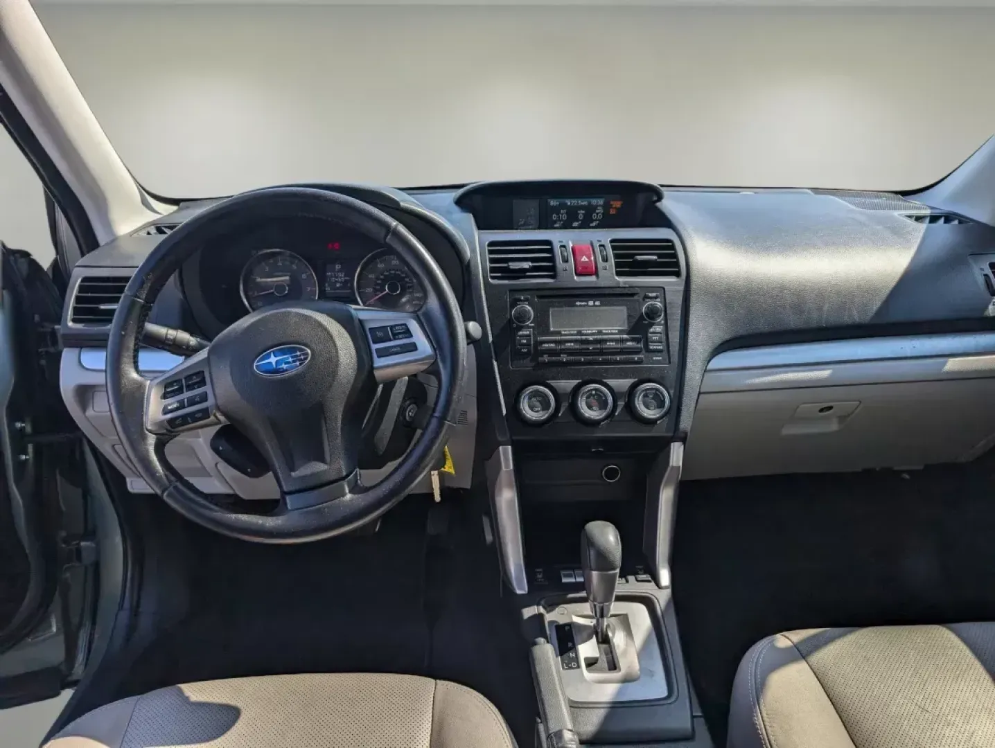 2015 /Gray Subaru Forester 2.5i Limited (JF2SJAHC5FH) with an Other engine, located at 1430 Gateway Drive, Opelika, AL, 36801, (334) 239-0944, 32.637871, -85.409790 - Discover the perfect blend of adventure and practicality with the 2015 Subaru Forester 2.5i Limited, available now at Gils Auto in Opelika, AL. Whether you're navigating busy city streets, embarking on family road trips, or tackling weekend getaways to nearby destinations like Chewacla State Park, t - Photo#11