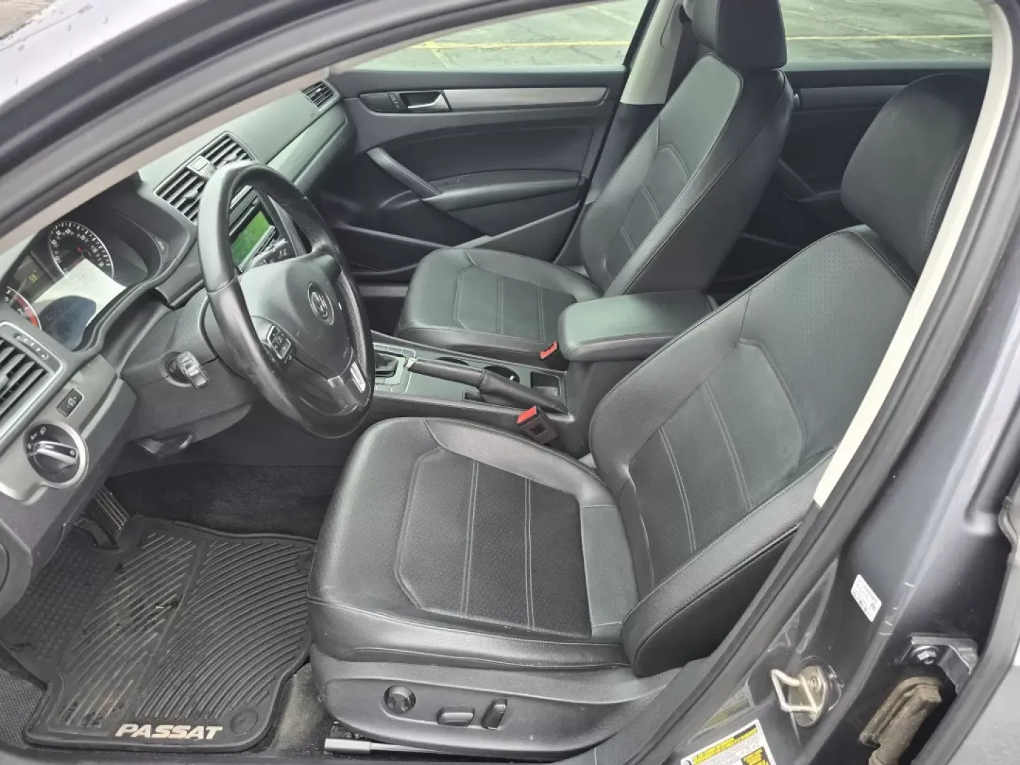 2015 Volkswagen Passat 1.8T S (1VWAT7A35FC) with an Other engine, located at 3959 U.S. 80 W, Phenix City, AL, 36870, (334) 297-4885, 32.469296, -85.135185 - **Discover the Perfect Blend of Comfort and Performance with the 2015 Volkswagen Passat! Ideal for Commuters and Growing Families Alike!**<br /> <br /> Are you searching for a dependable sedan that combines style, comfort, and functionality? Look no further than this 2015 Volkswagen Passat, availabl - Photo#10