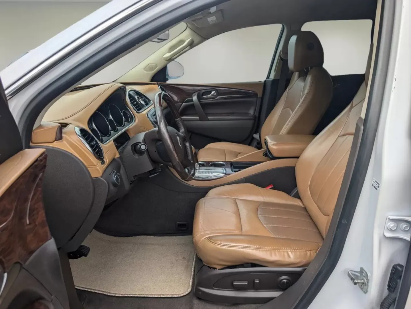 2016 /Choccachino Buick Enclave Leather (5GAKRBKD5GJ) with an Other engine, located at 804 22nd Ave, Phenix City, AL, 36870, (334) 297-1860, 32.484749, -85.024475 - **Embark on Unforgettable Adventures with the 2016 Buick Enclave - Perfect for Growing Families!**<br /> <br /> Are you ready to elevate your family outings and weekend getaways? Look no further than the sophisticated 2016 Buick Enclave, available now at Gils Auto in Phenix City, AL. This spacious a - Photo#9