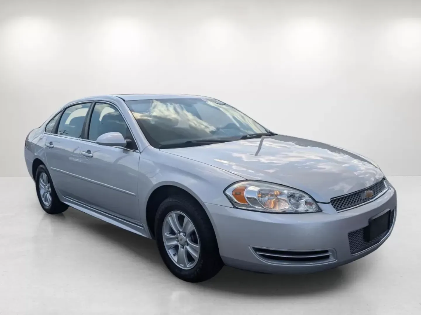 2016 /Ebony Chevrolet Impala Limited LS (2G1WA5E37G1) with an Other engine, located at 804 22nd Ave, Phenix City, AL, 36870, (334) 297-1860, 32.484749, -85.024475 - **Discover the Perfect Companion for Every Journey: 2016 Chevrolet Impala Limited at Gils Auto in Opelika, AL!**<br /> <br /> Are you in search of a reliable sedan that seamlessly fits into your busy lifestyle? Look no further than this stunning 2016 Chevrolet Impala Limited, available now at Gils A - Photo#2