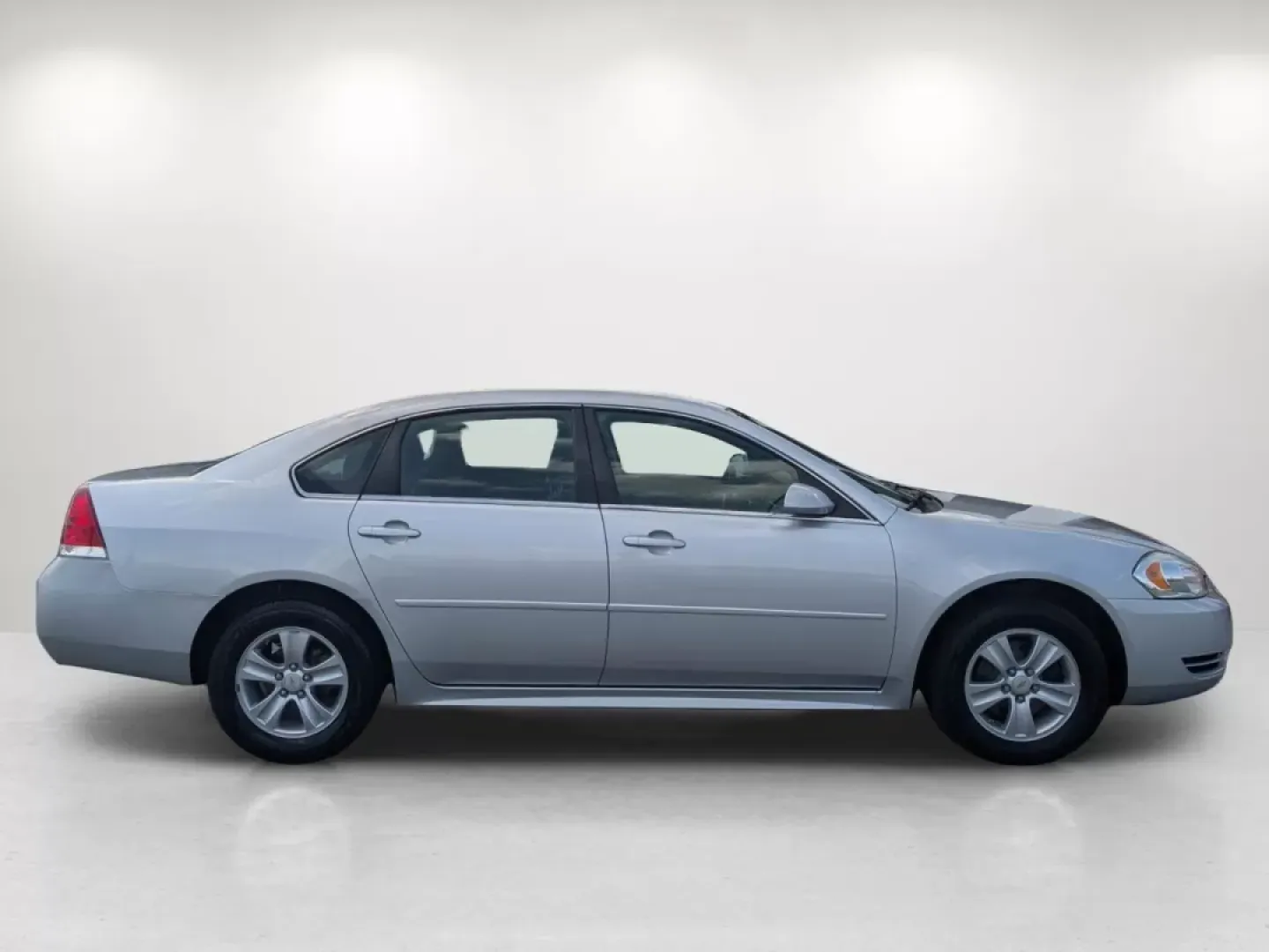 2016 /Ebony Chevrolet Impala Limited LS (2G1WA5E37G1) with an Other engine, located at 804 22nd Ave, Phenix City, AL, 36870, (334) 297-1860, 32.484749, -85.024475 - **Discover the Perfect Companion for Every Journey: 2016 Chevrolet Impala Limited at Gils Auto in Opelika, AL!**<br /> <br /> Are you in search of a reliable sedan that seamlessly fits into your busy lifestyle? Look no further than this stunning 2016 Chevrolet Impala Limited, available now at Gils A - Photo#3
