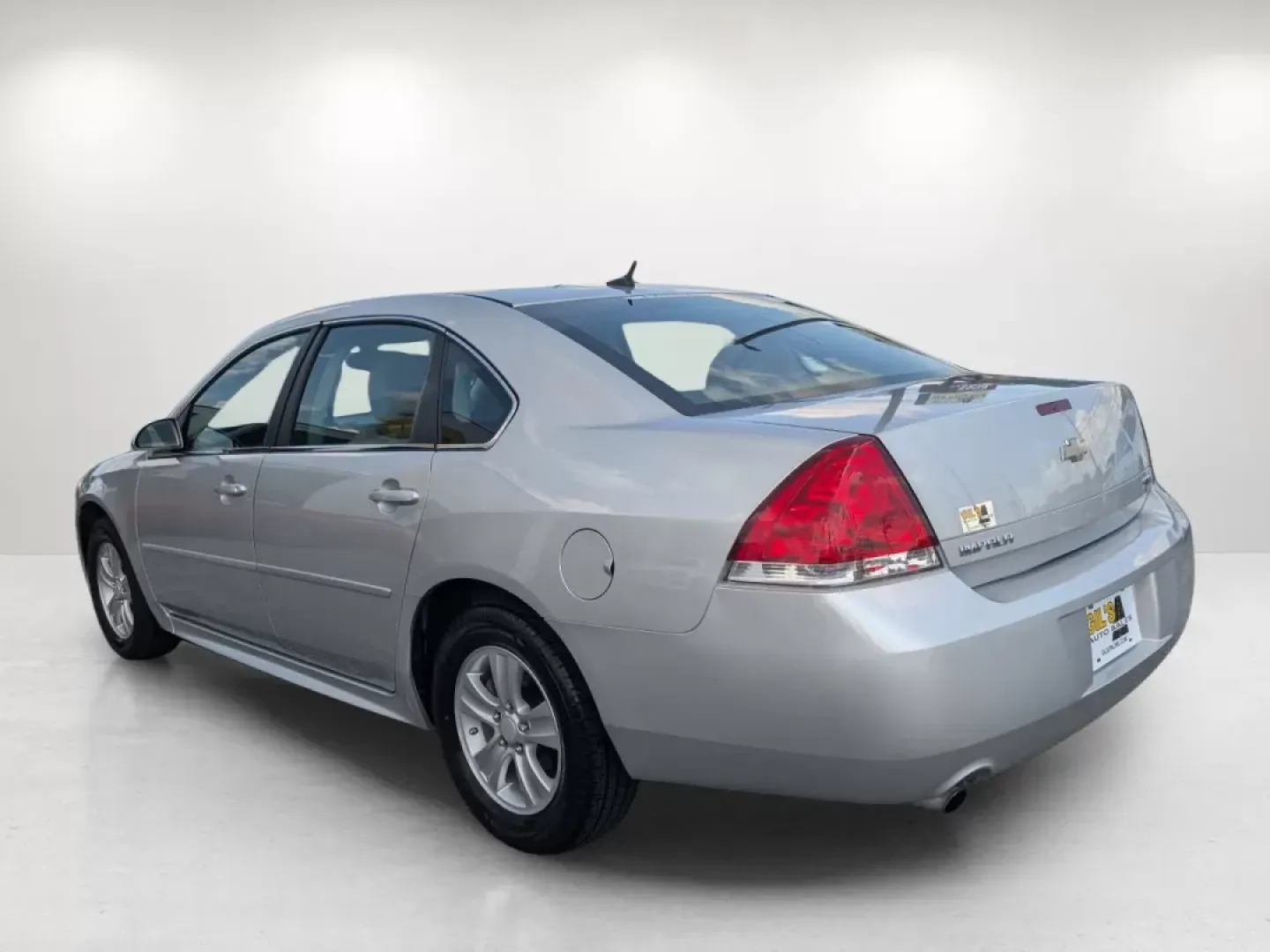 2016 /Ebony Chevrolet Impala Limited LS (2G1WA5E37G1) with an Other engine, located at 804 22nd Ave, Phenix City, AL, 36870, (334) 297-1860, 32.484749, -85.024475 - **Discover the Perfect Companion for Every Journey: 2016 Chevrolet Impala Limited at Gils Auto in Opelika, AL!**<br /> <br /> Are you in search of a reliable sedan that seamlessly fits into your busy lifestyle? Look no further than this stunning 2016 Chevrolet Impala Limited, available now at Gils A - Photo#6
