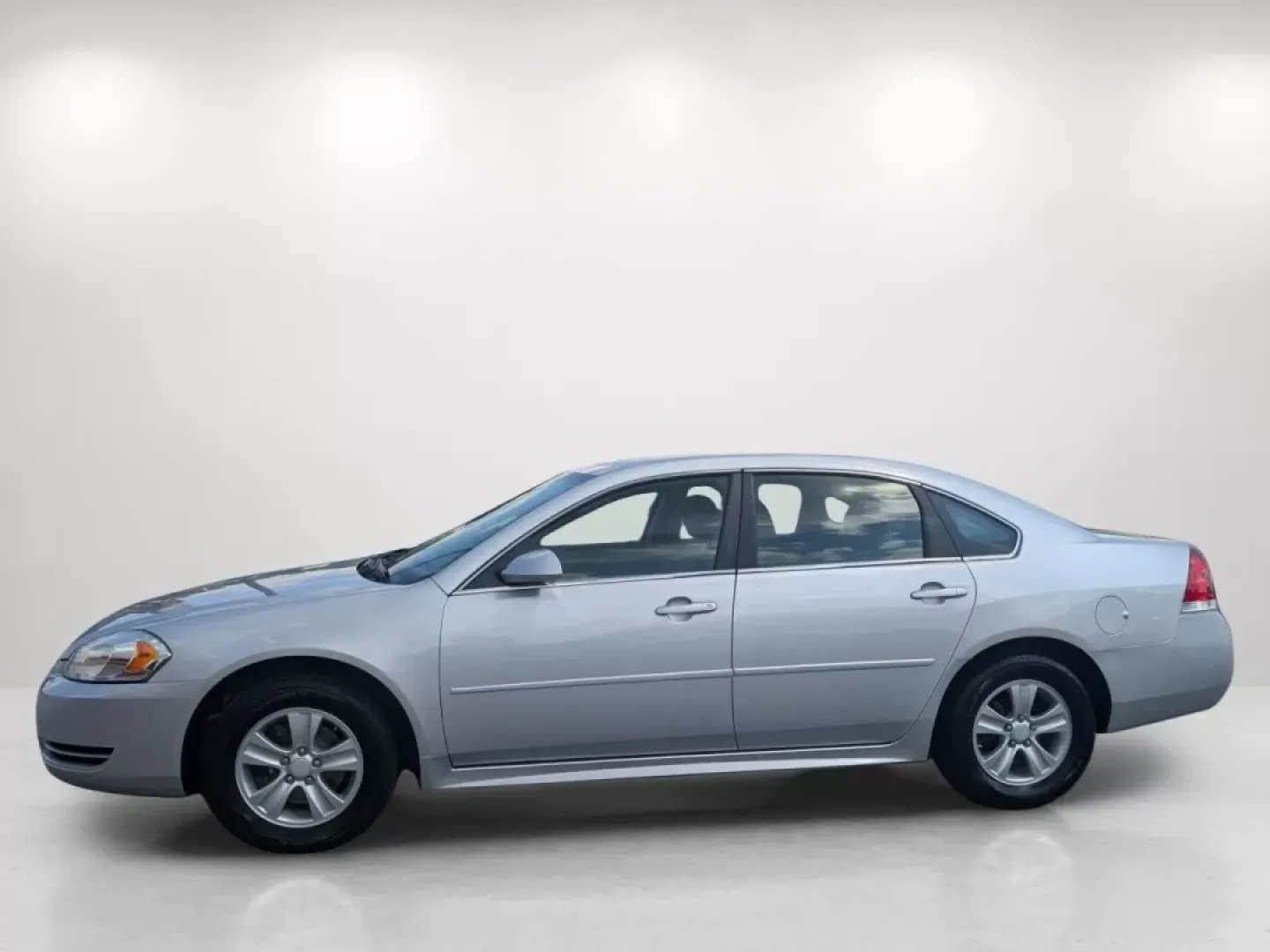 2016 /Ebony Chevrolet Impala Limited LS (2G1WA5E37G1) with an Other engine, located at 804 22nd Ave, Phenix City, AL, 36870, (334) 297-1860, 32.484749, -85.024475 - **Discover the Perfect Companion for Every Journey: 2016 Chevrolet Impala Limited at Gils Auto in Opelika, AL!**<br /> <br /> Are you in search of a reliable sedan that seamlessly fits into your busy lifestyle? Look no further than this stunning 2016 Chevrolet Impala Limited, available now at Gils A - Photo#7