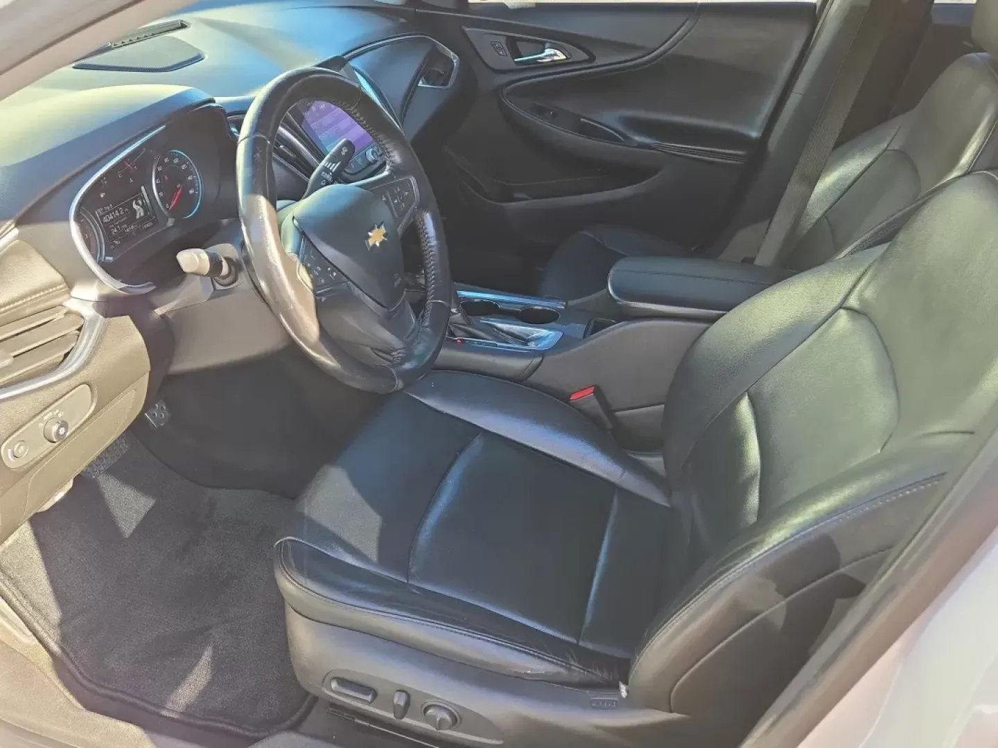 2016 /Jet Black Chevrolet Malibu LT (1G1ZE5ST0GF) with an Other engine, located at 3959 U.S. 80 W, Phenix City, AL, 36870, (334) 297-4885, 32.469296, -85.135185 - **Elevate Your Commute with this 2016 Chevrolet Malibu LT at Gils Auto - Phenix City!**<br /> <br /> Are you looking for a reliable sedan that combines style, comfort, and cutting-edge technology? Look no further! The 2016 Chevrolet Malibu LT is the perfect vehicle for your daily commute or family o - Photo#11