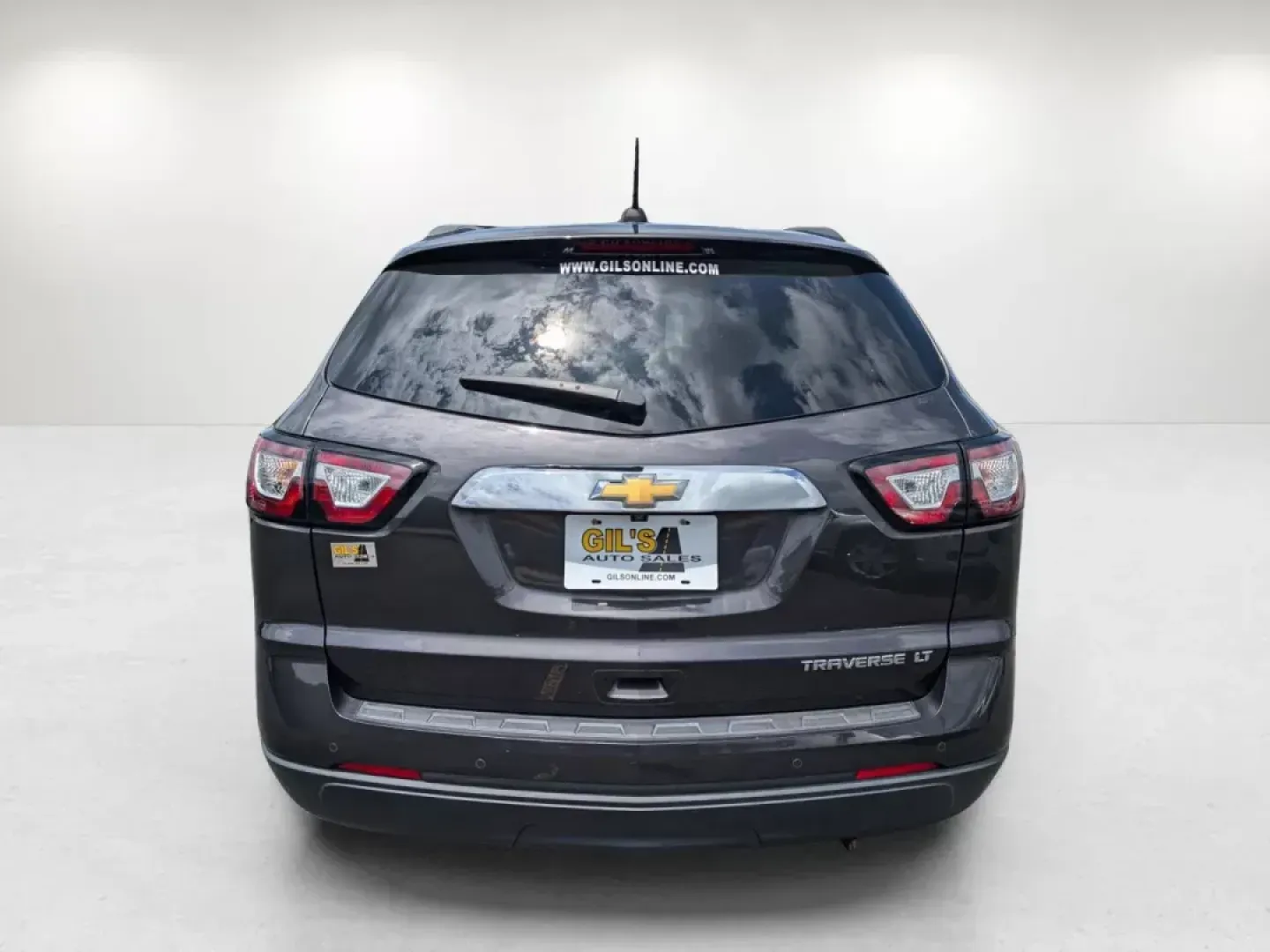 2016 /Ebony Chevrolet Traverse LT (1GNKRGKD4GJ) with an Other engine, located at 804 22nd Ave, Phenix City, AL, 36870, (334) 297-1860, 32.484749, -85.024475 - Explore the open road, perfect for family adventures or your daily commute. Introducing the 2016 Chevrolet Traverse LT, a versatile SUV designed for life's journeys. Whether you're taking the kids to school, heading out for a weekend getaway, or simply running errands in Phenix City, this spacious v - Photo#5
