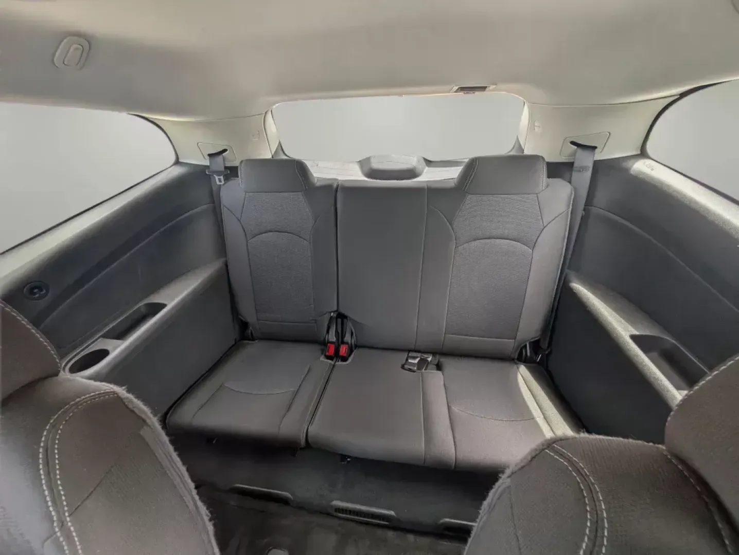 2016 /Ebony Chevrolet Traverse LT (1GNKRGKD4GJ) with an Other engine, located at 804 22nd Ave, Phenix City, AL, 36870, (334) 297-1860, 32.484749, -85.024475 - Explore the open road, perfect for family adventures or your daily commute. Introducing the 2016 Chevrolet Traverse LT, a versatile SUV designed for life's journeys. Whether you're taking the kids to school, heading out for a weekend getaway, or simply running errands in Phenix City, this spacious v - Photo#11