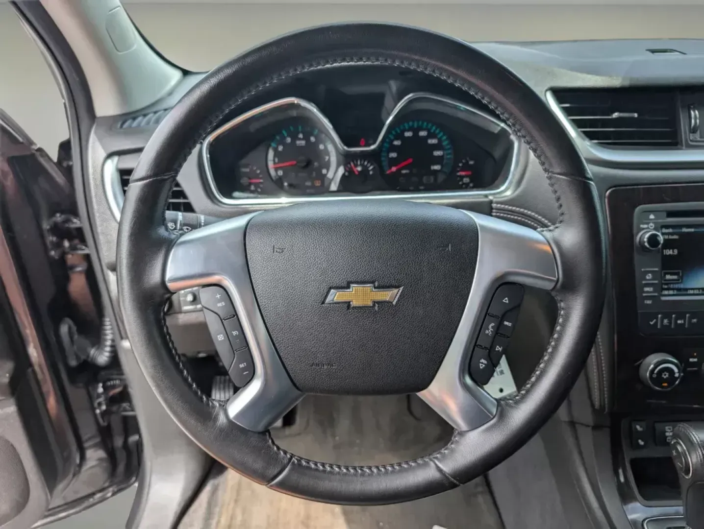2016 /Ebony Chevrolet Traverse LT (1GNKRGKD4GJ) with an Other engine, located at 804 22nd Ave, Phenix City, AL, 36870, (334) 297-1860, 32.484749, -85.024475 - Explore the open road, perfect for family adventures or your daily commute. Introducing the 2016 Chevrolet Traverse LT, a versatile SUV designed for life's journeys. Whether you're taking the kids to school, heading out for a weekend getaway, or simply running errands in Phenix City, this spacious v - Photo#15