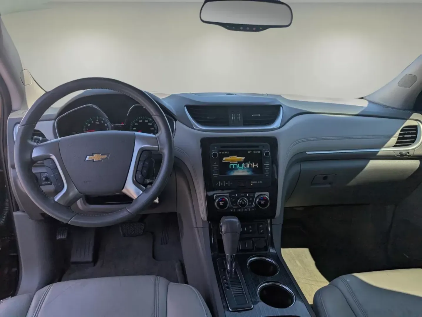 2016 /Dark Titanium/Light Titanium Chevrolet Traverse LT (1GNKRHKD8GJ) with an Other engine, located at 1430 Gateway Drive, Opelika, AL, 36801, (334) 239-0944, 32.637871, -85.409790 - **Explore Life's Adventures with the 2016 Chevrolet Traverse LT at Gils Auto in Phenix City, AL!**<br /> <br /> Are you ready to hit the road with family and friends, or embark on weekend getaways filled with adventure? The 2016 Chevrolet Traverse LT is the perfect SUV for those who crave versatilit - Photo#13