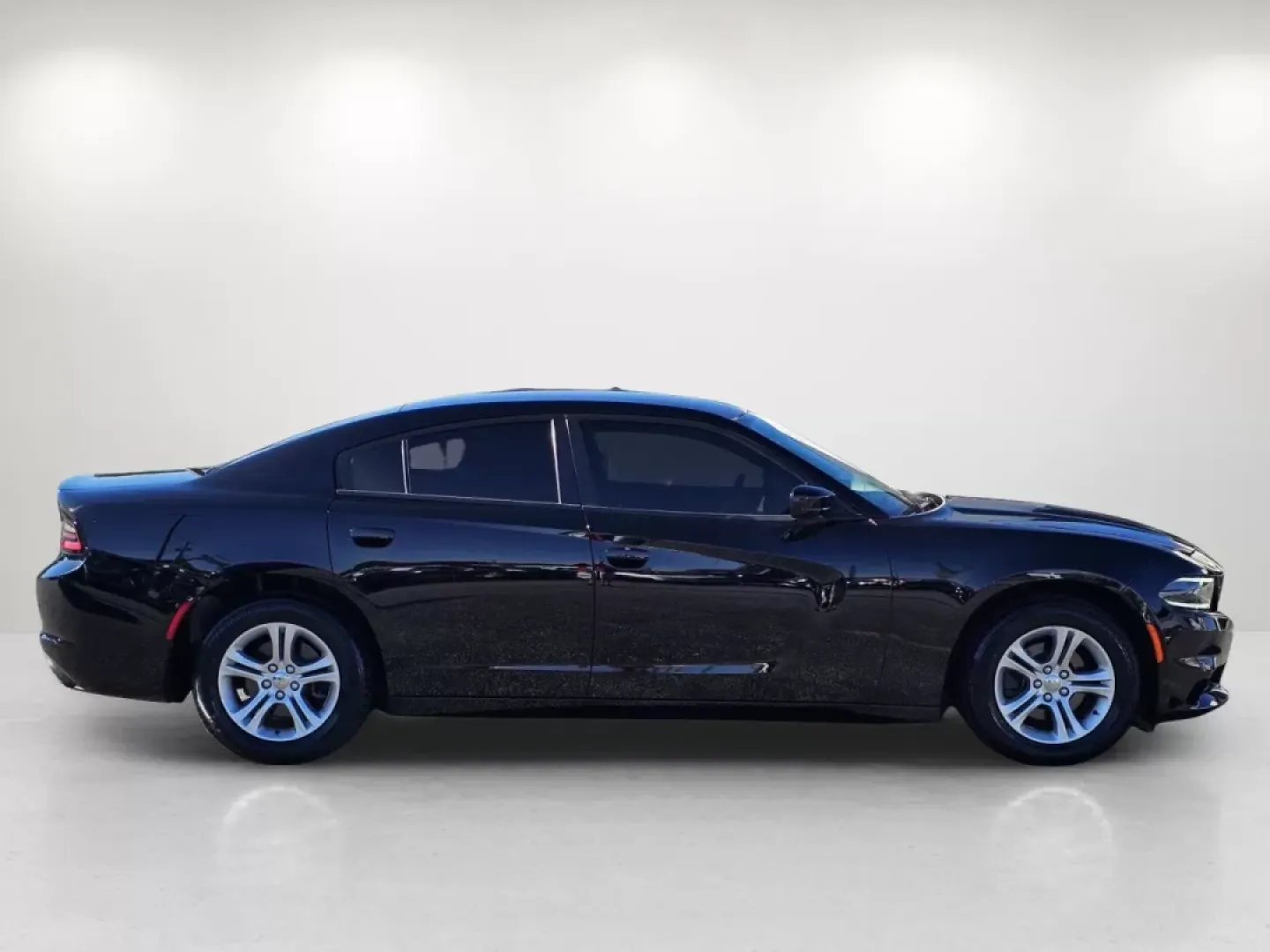 2016 /Black Dodge Charger SE (2C3CDXBG3GH) with an Other engine, located at 804 22nd Ave, Phenix City, AL, 36870, (334) 297-1860, 32.484749, -85.024475 - Experience the thrill of the open road with the 2016 Dodge Charger SE, a perfect blend of style and performance ideal for both daily commuters and weekend adventurers. This sporty coupe isn't just a car; it's a lifestyle choice designed for those who crave excitement, whether you're navigating city - Photo#3